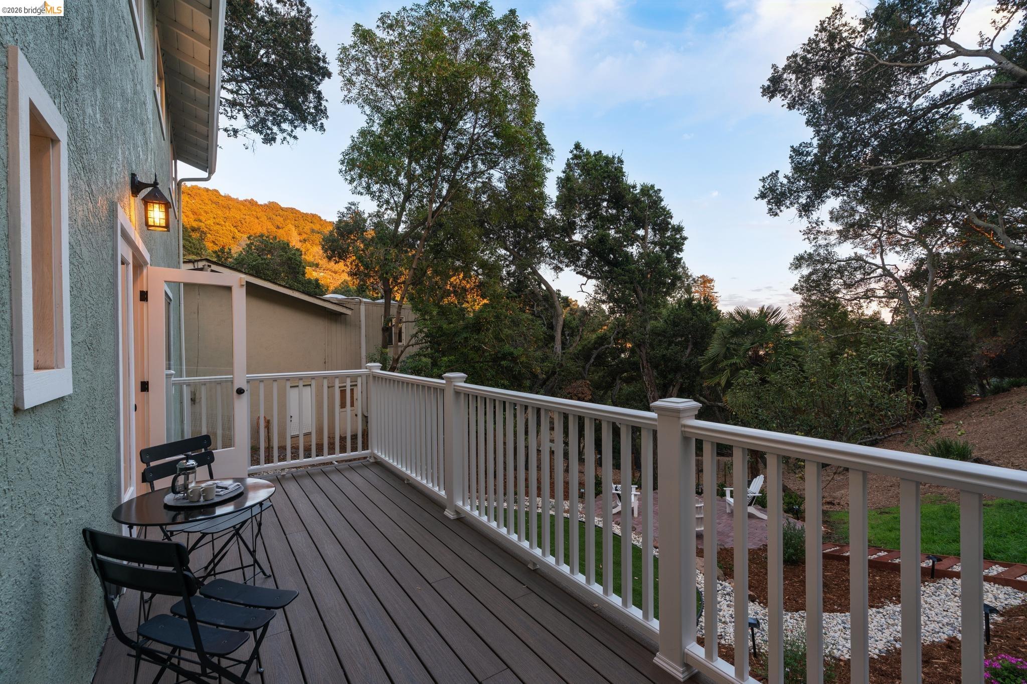 4325 Mountain View