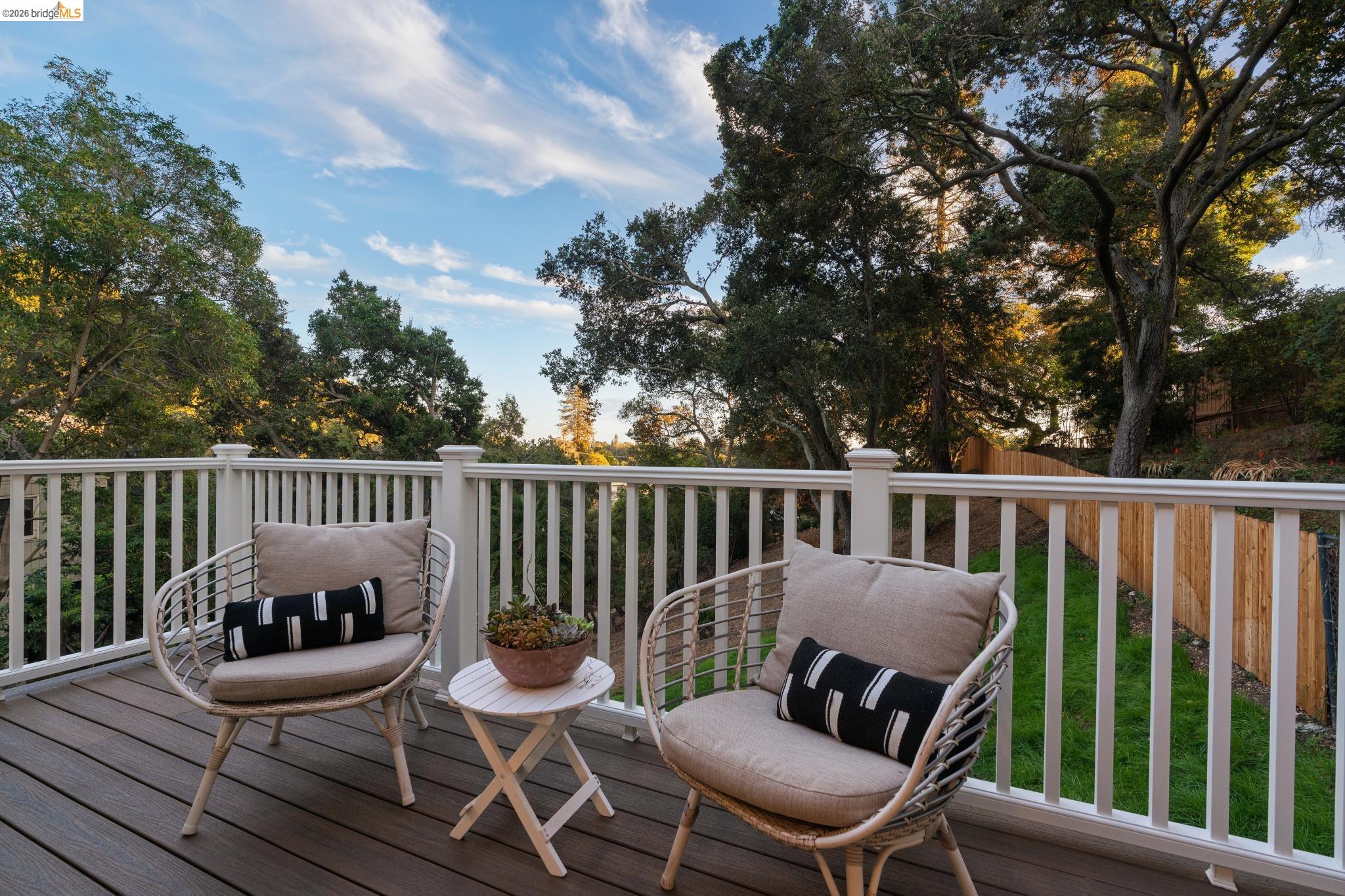 4325 Mountain View