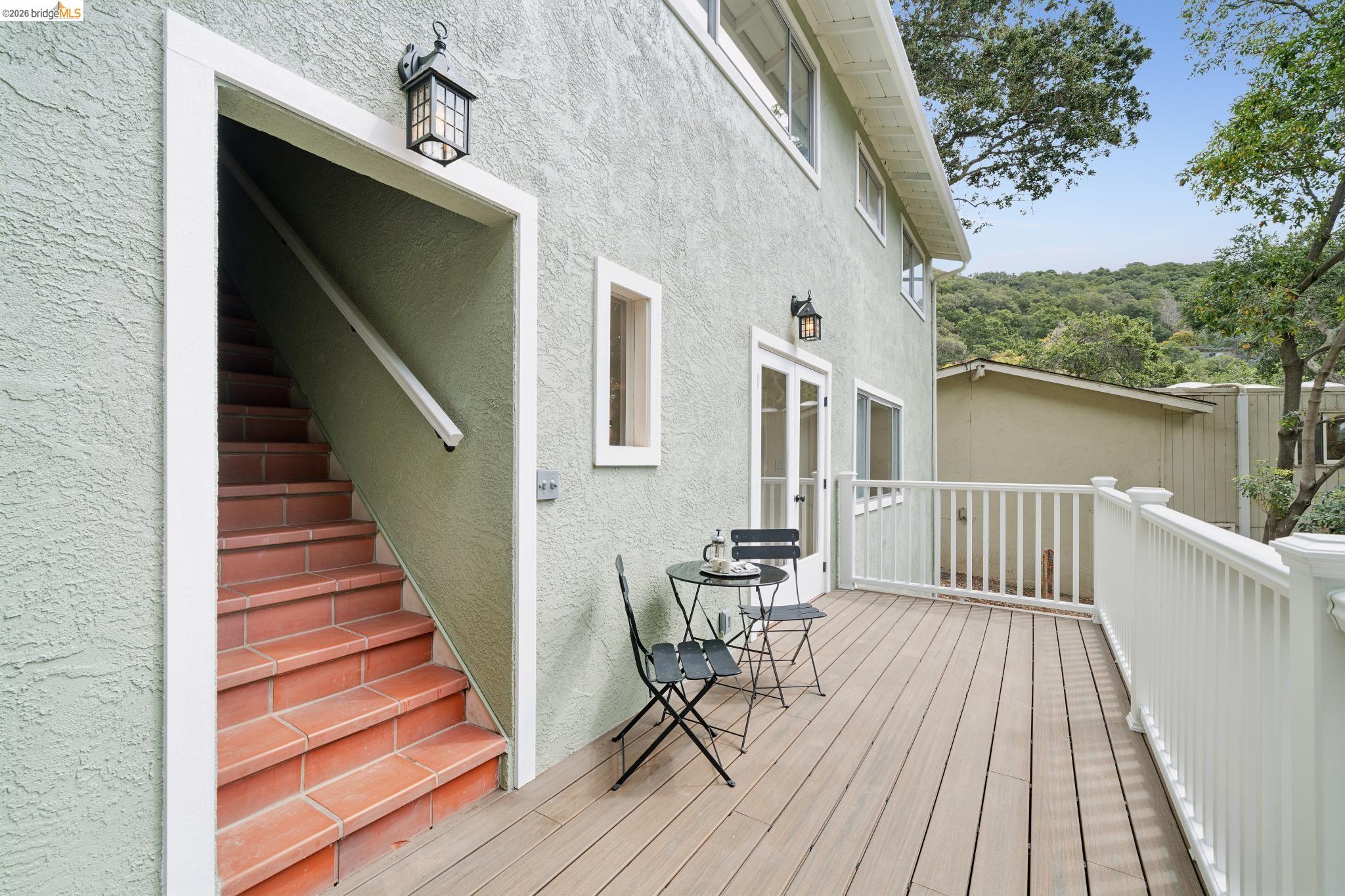 4325 Mountain View