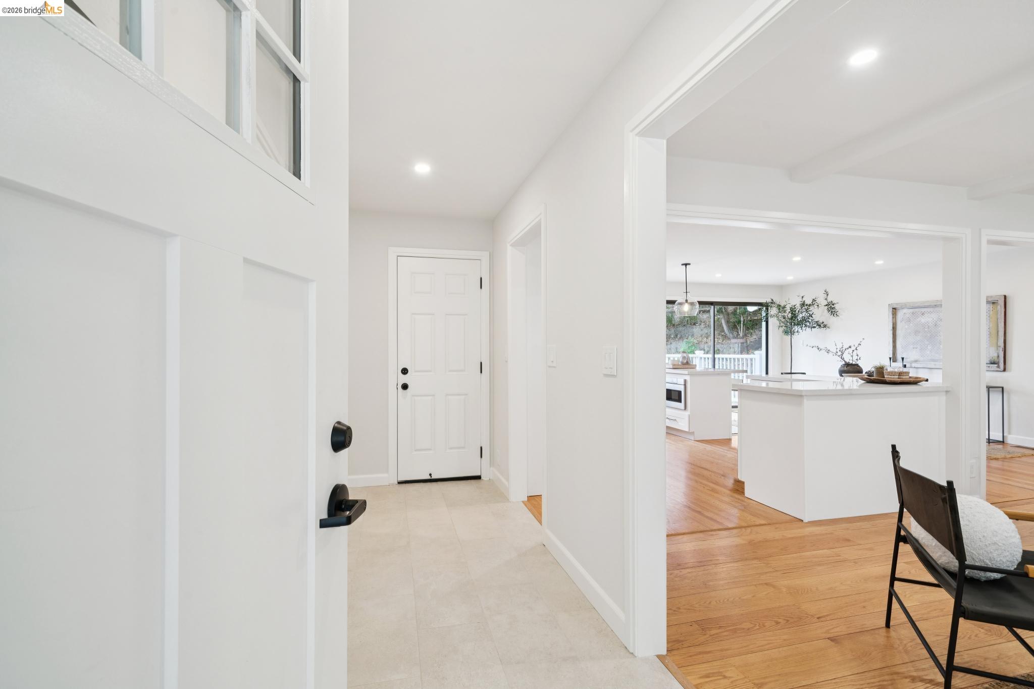 4325 Mountain View