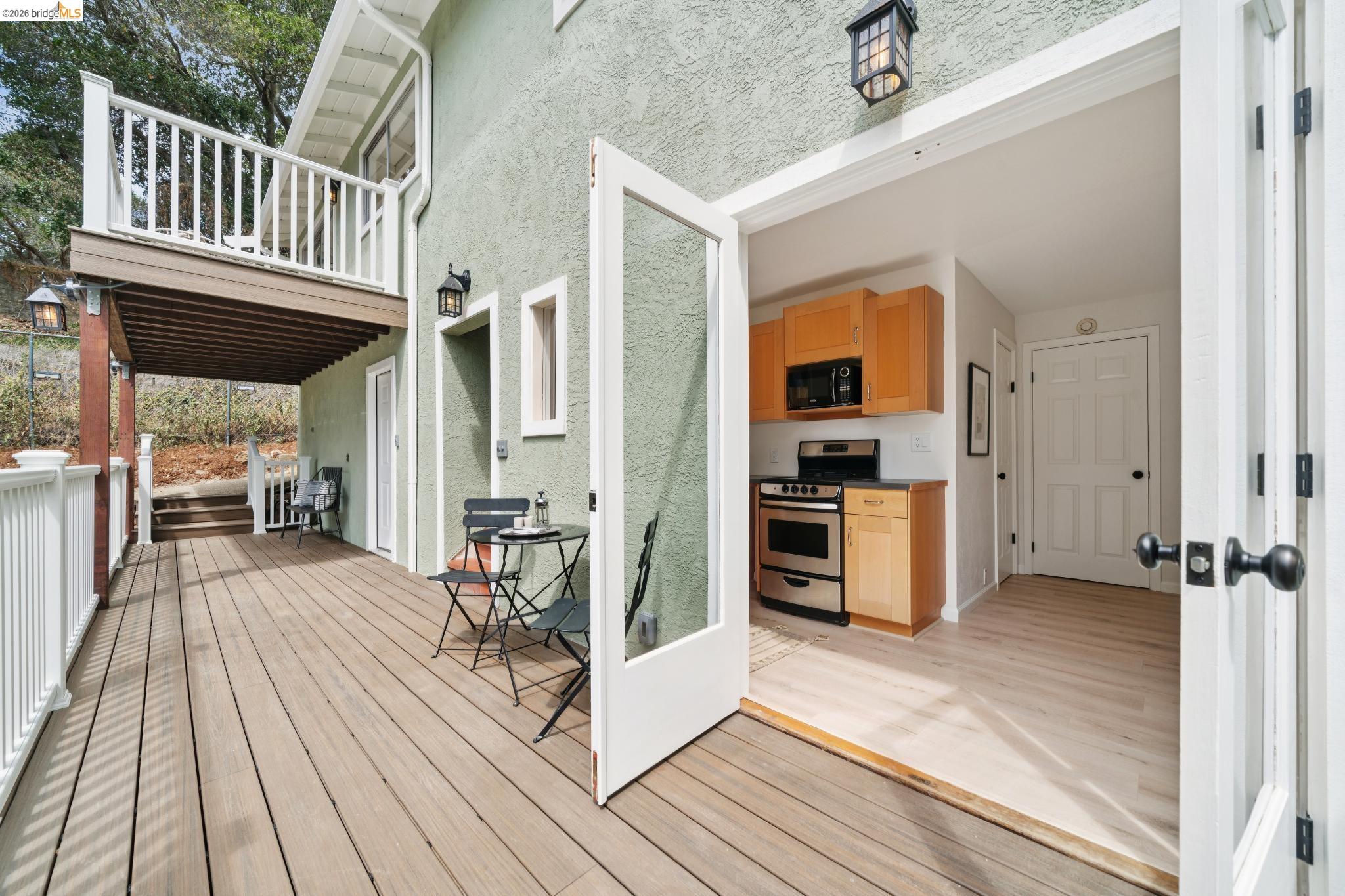 4325 Mountain View