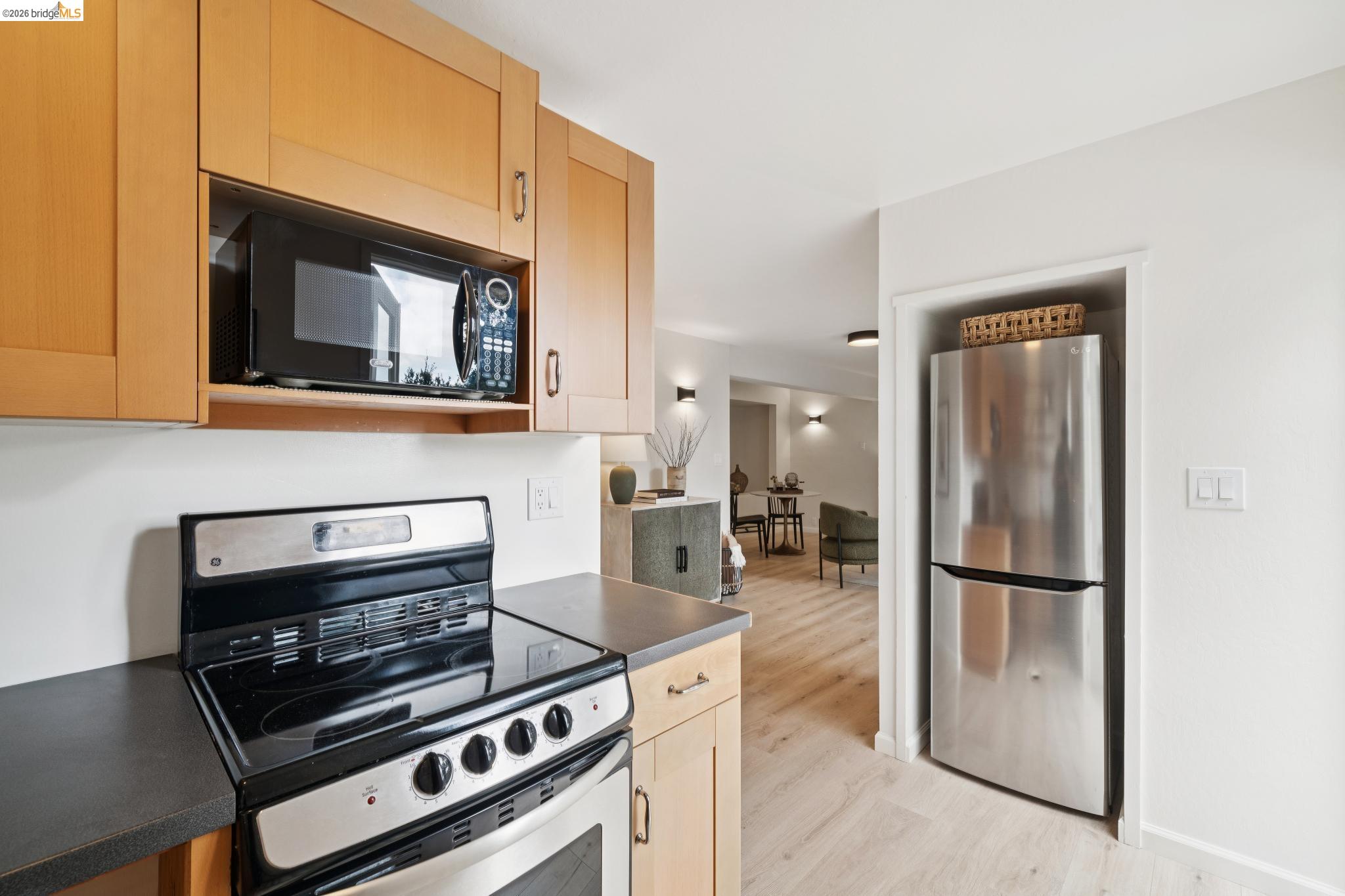 4325 Mountain View