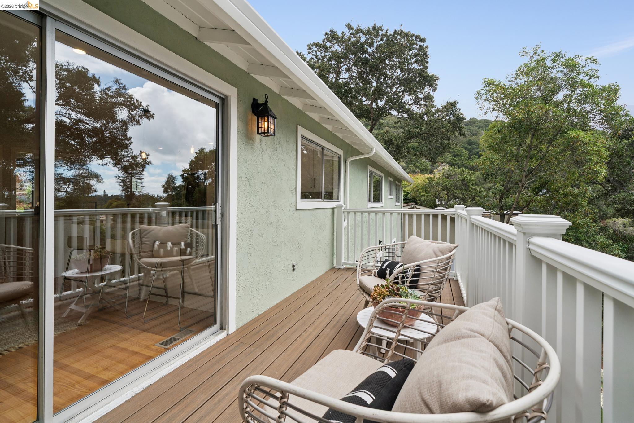 4325 Mountain View