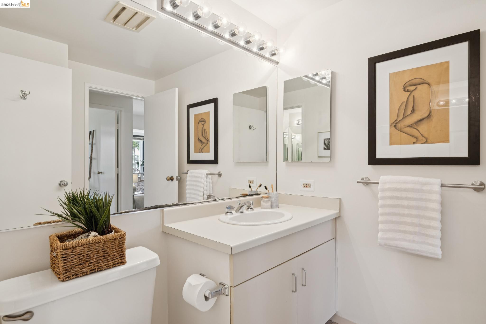 6363 Christie Avenue # 225