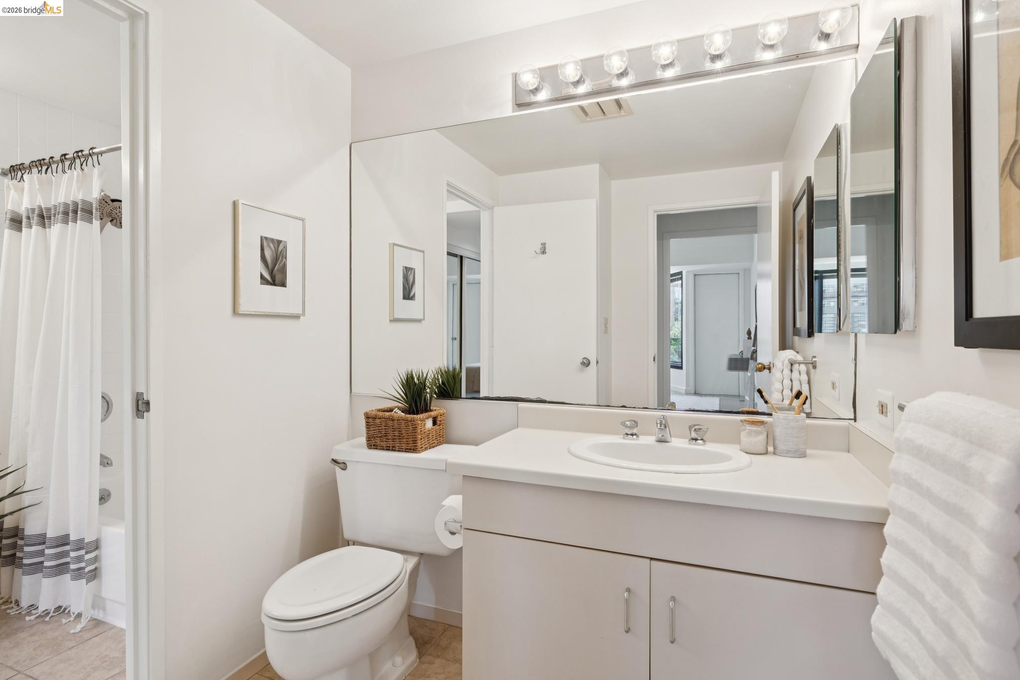 6363 Christie Avenue # 225