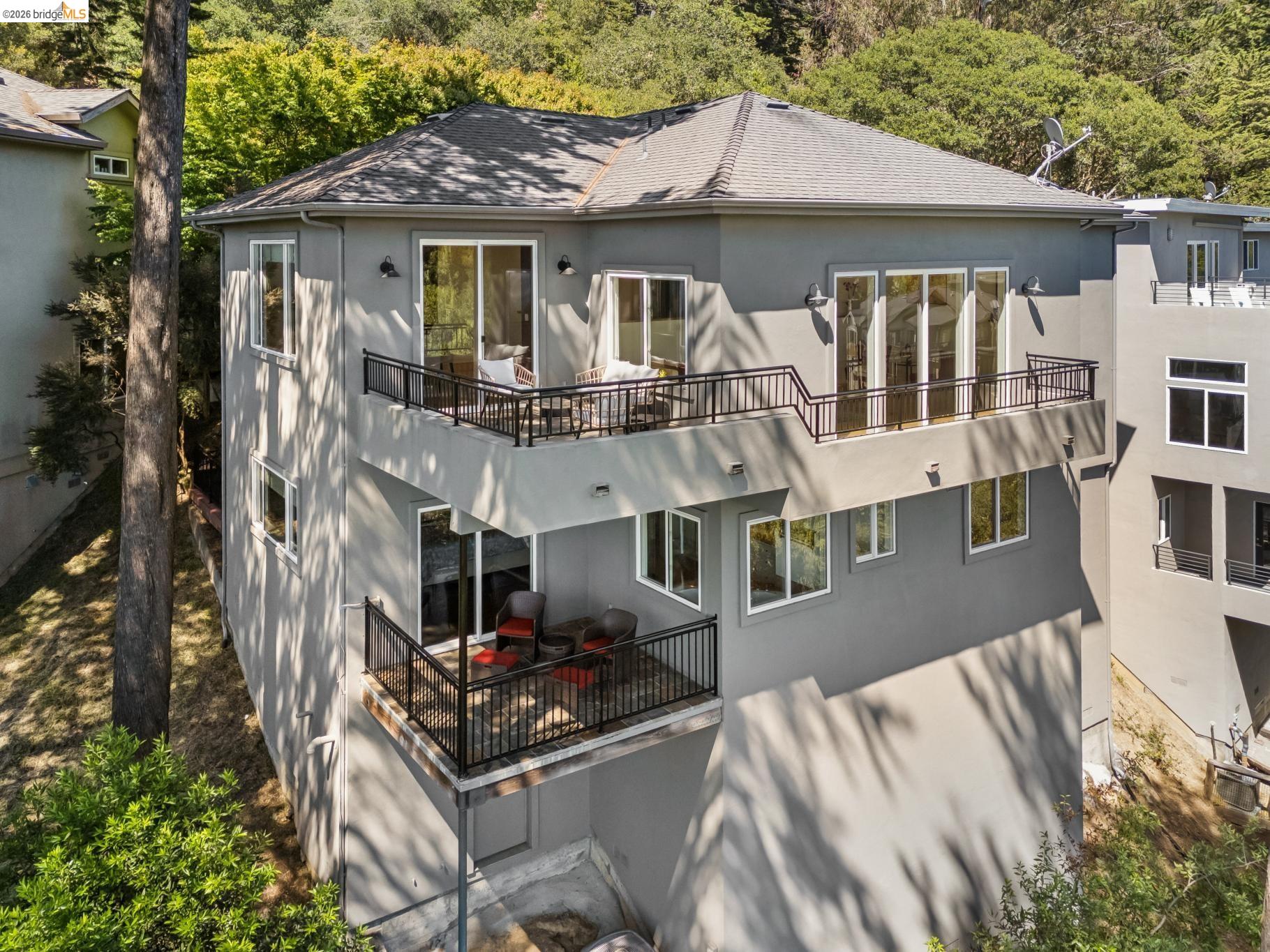 6153 Girvin Drive