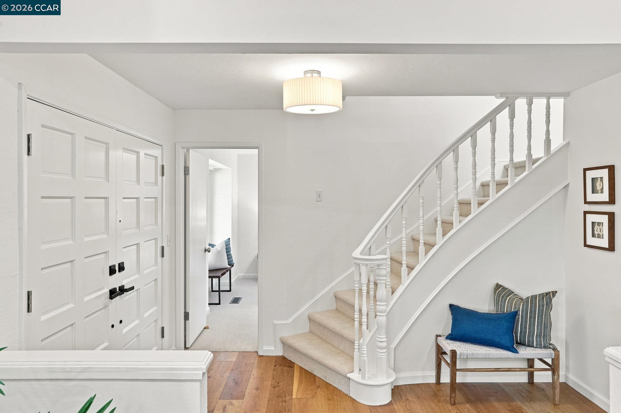 149 Sandringham Dr