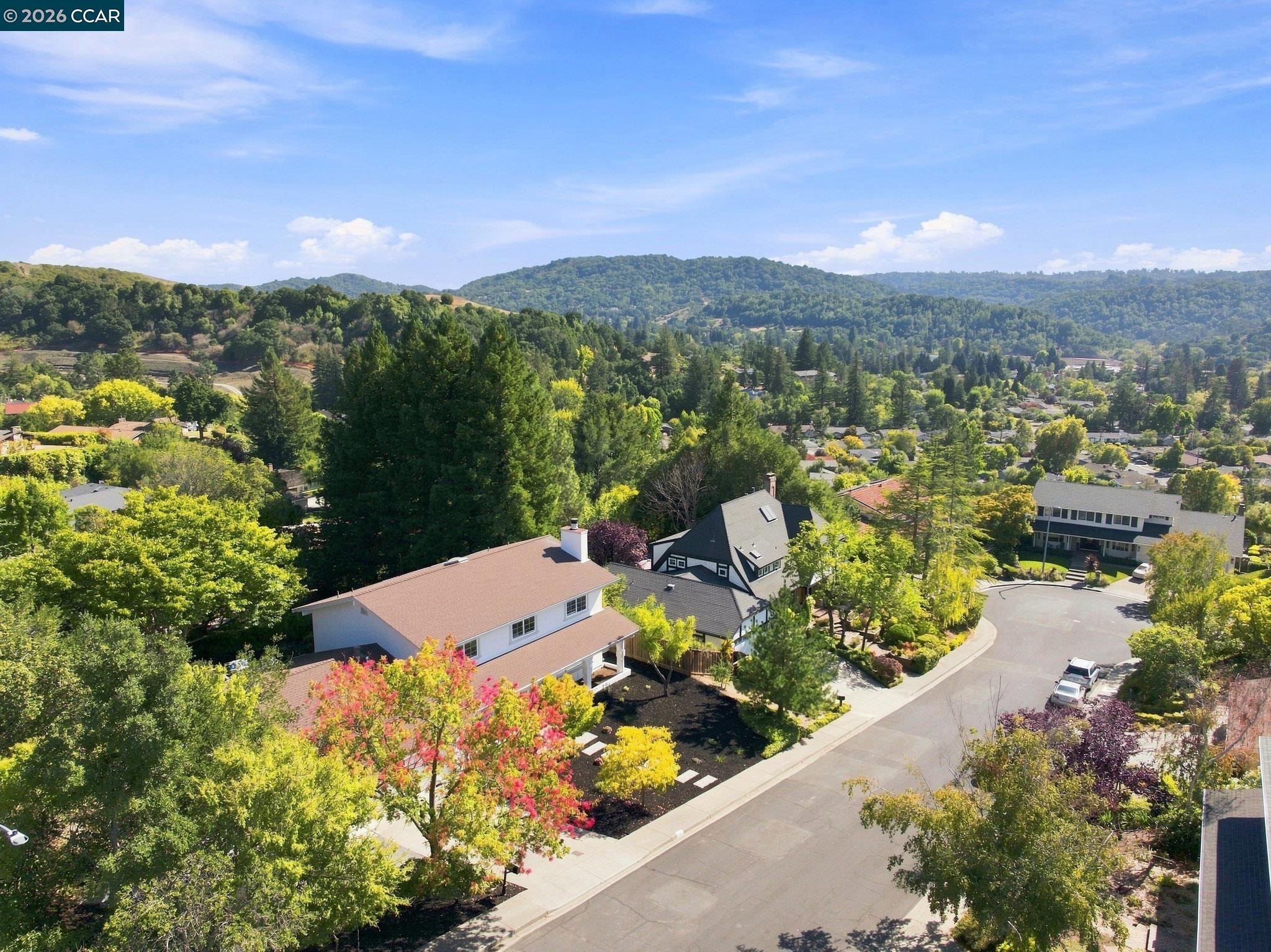 149 Sandringham Dr