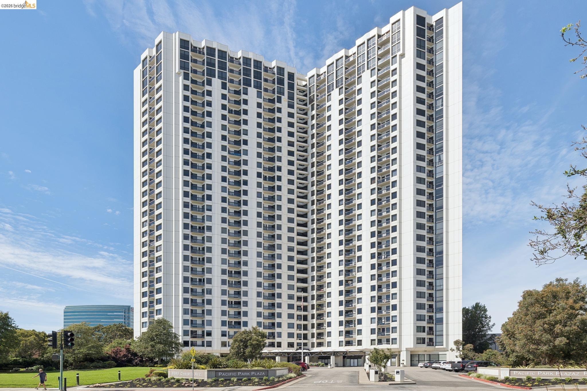 6363 Christie Avenue # 2017