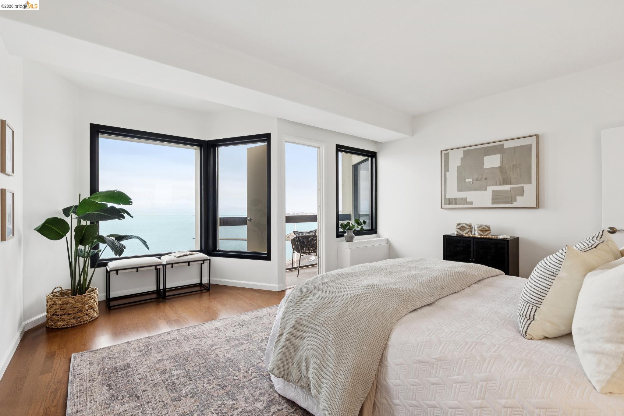 6363 Christie Avenue # 2017