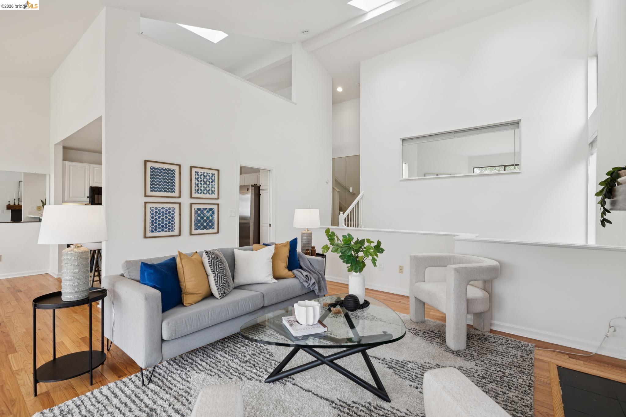 557 Hiller Dr