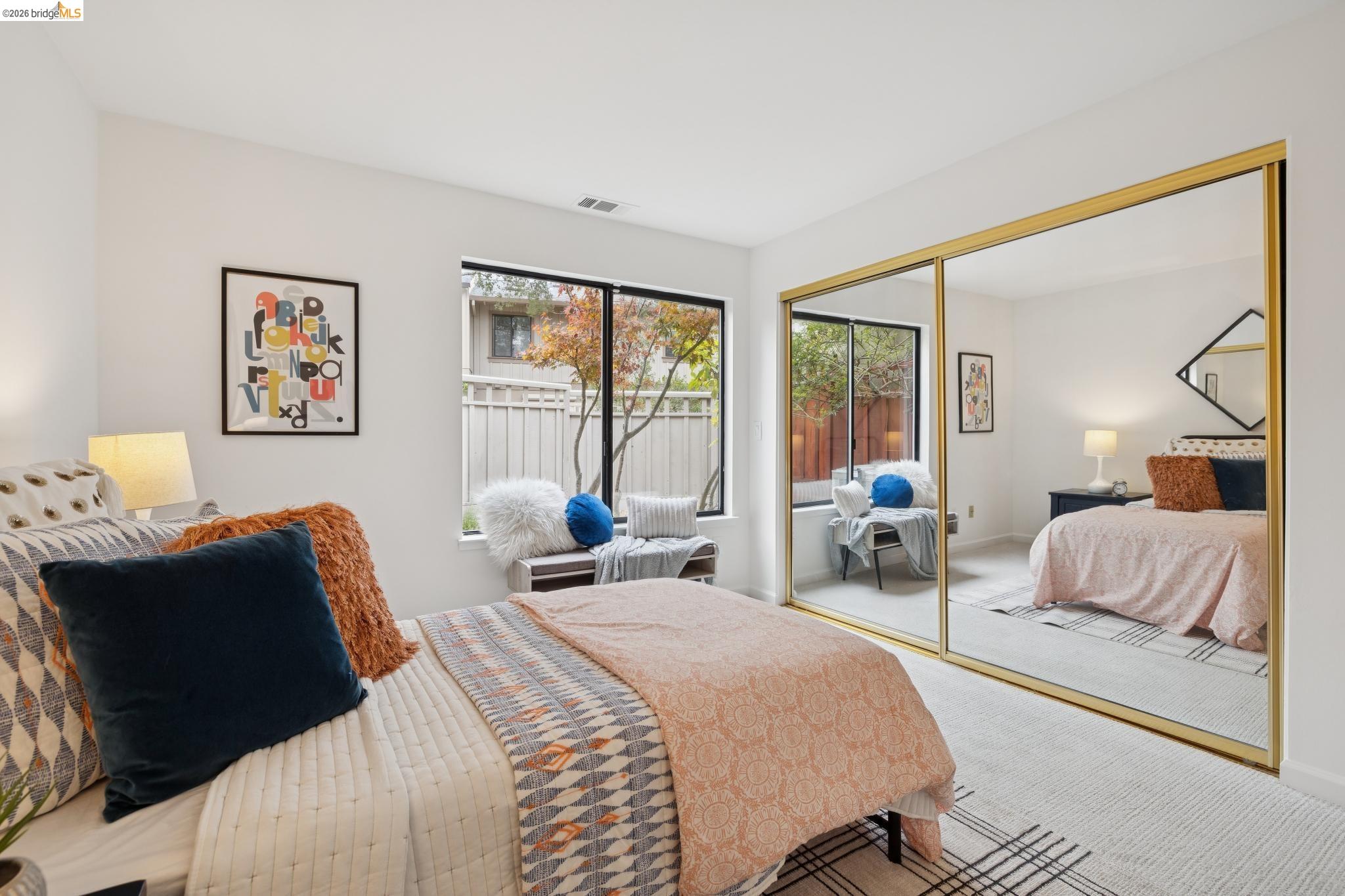 557 Hiller Dr