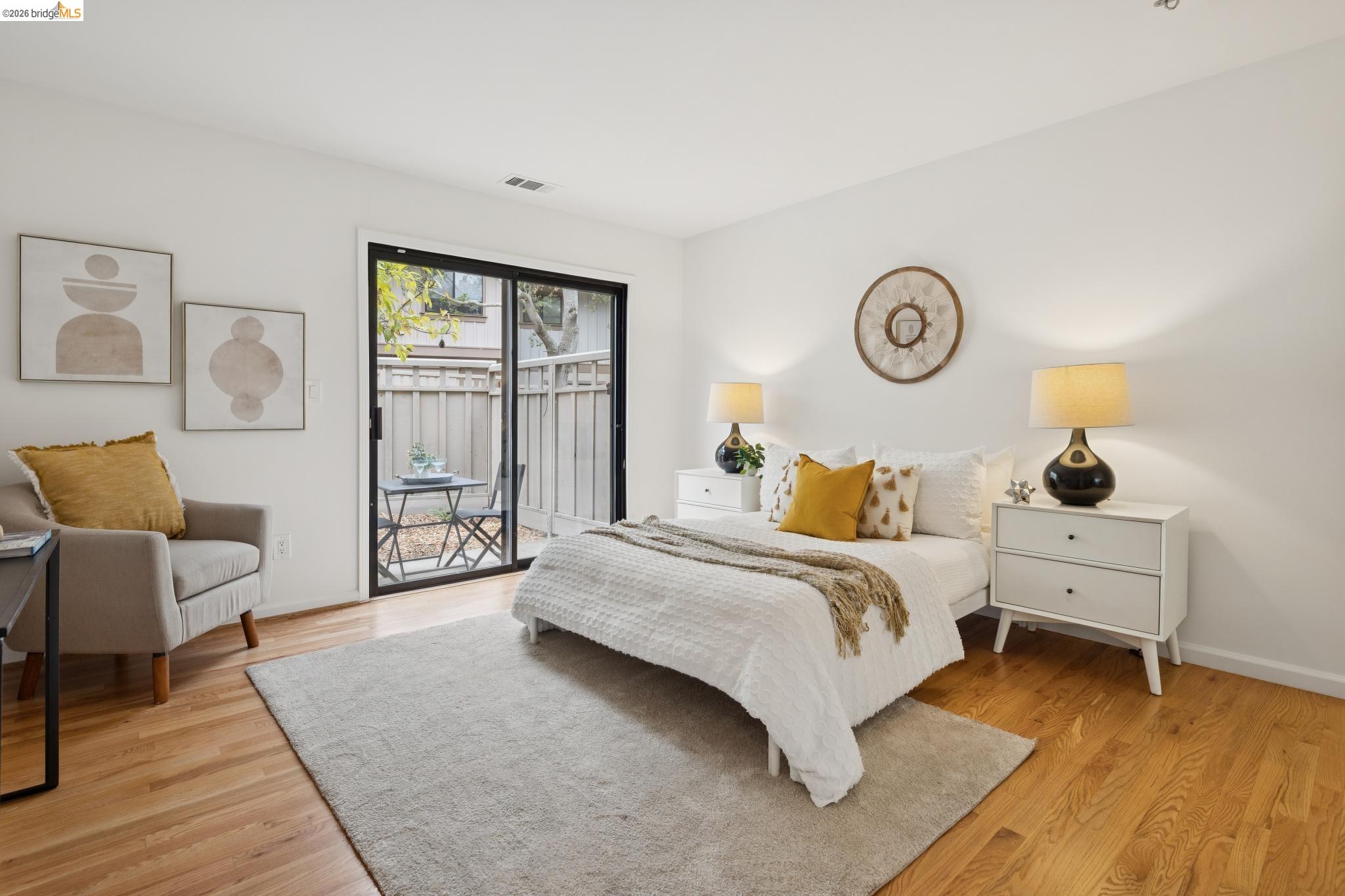 557 Hiller Dr