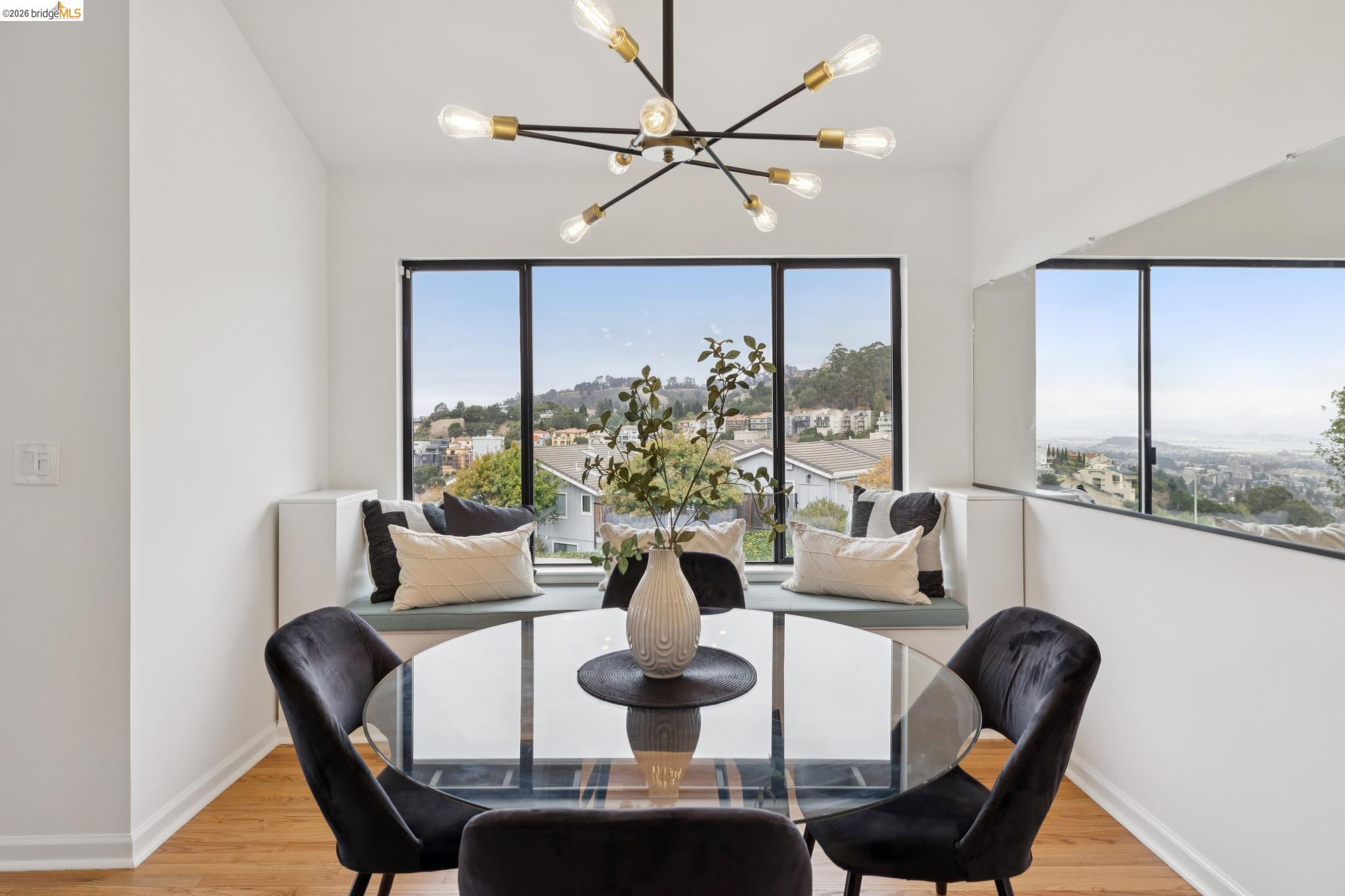 557 Hiller Dr