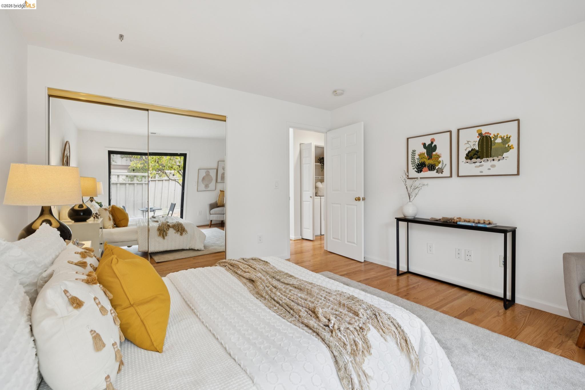 557 Hiller Dr