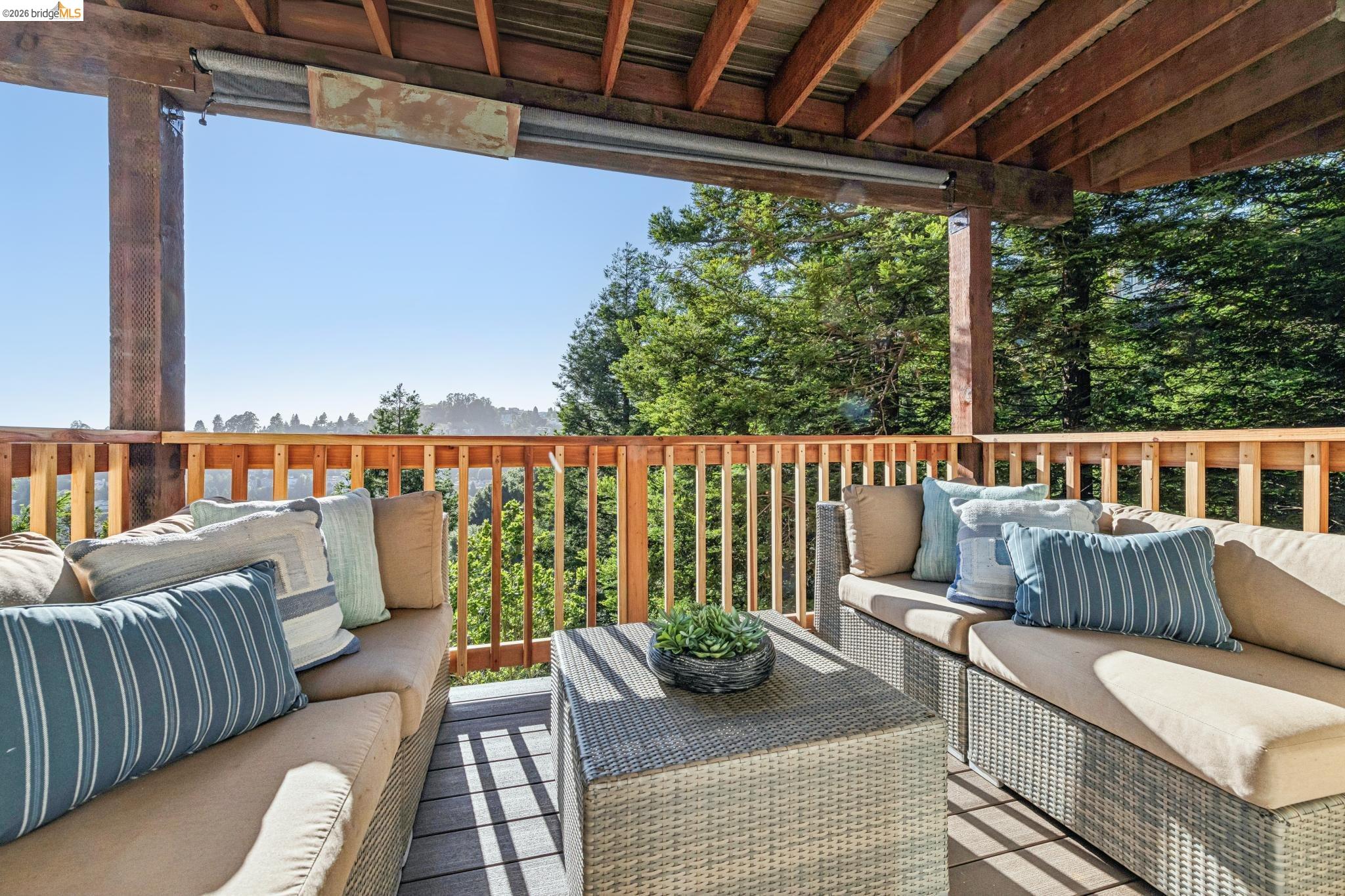 35 Bay Forest Ct