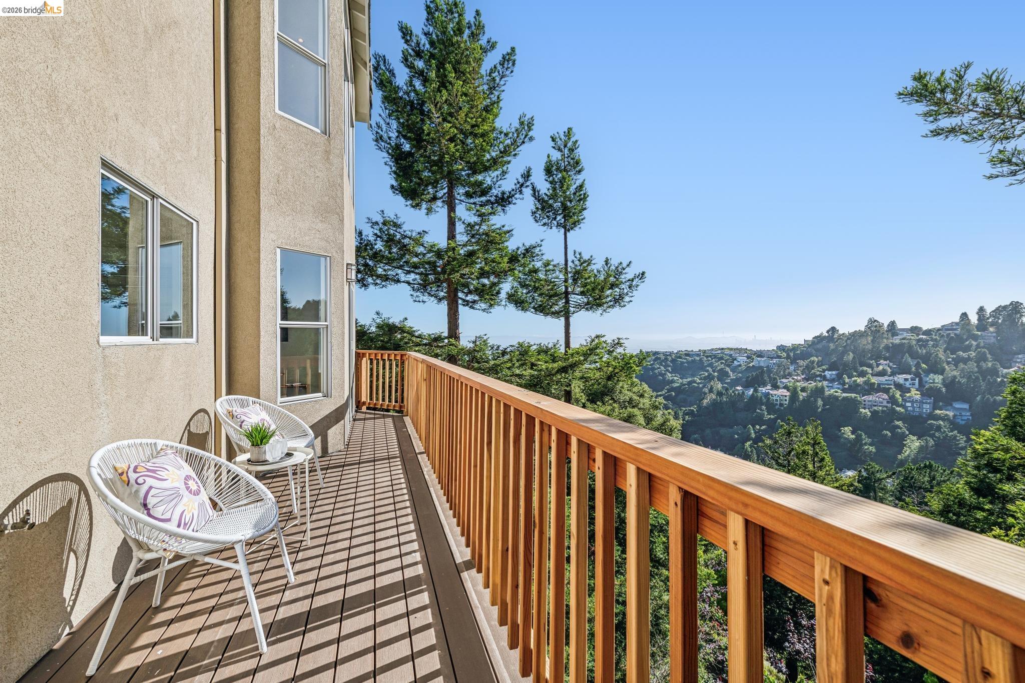 35 Bay Forest Ct