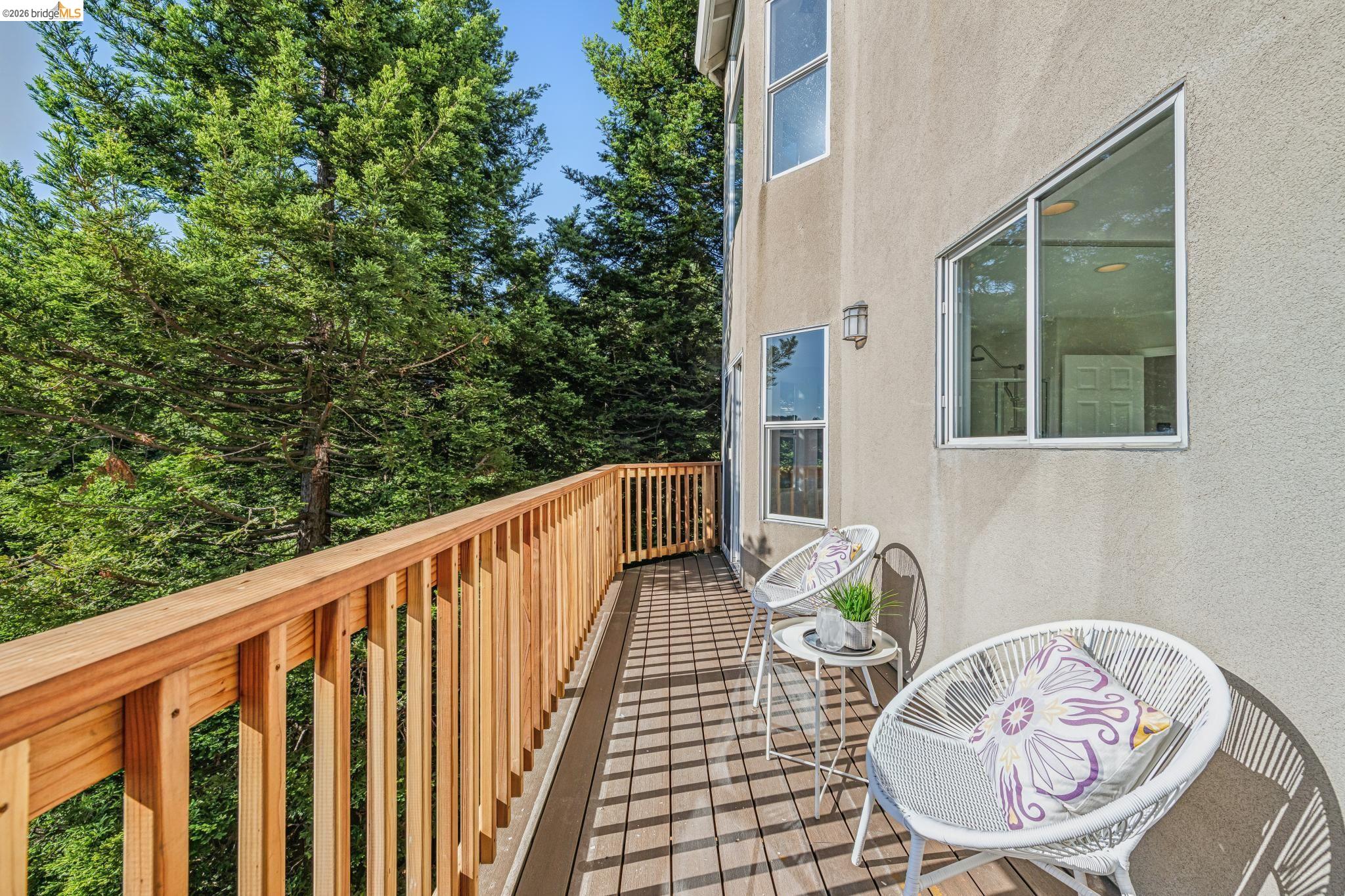 35 Bay Forest Ct