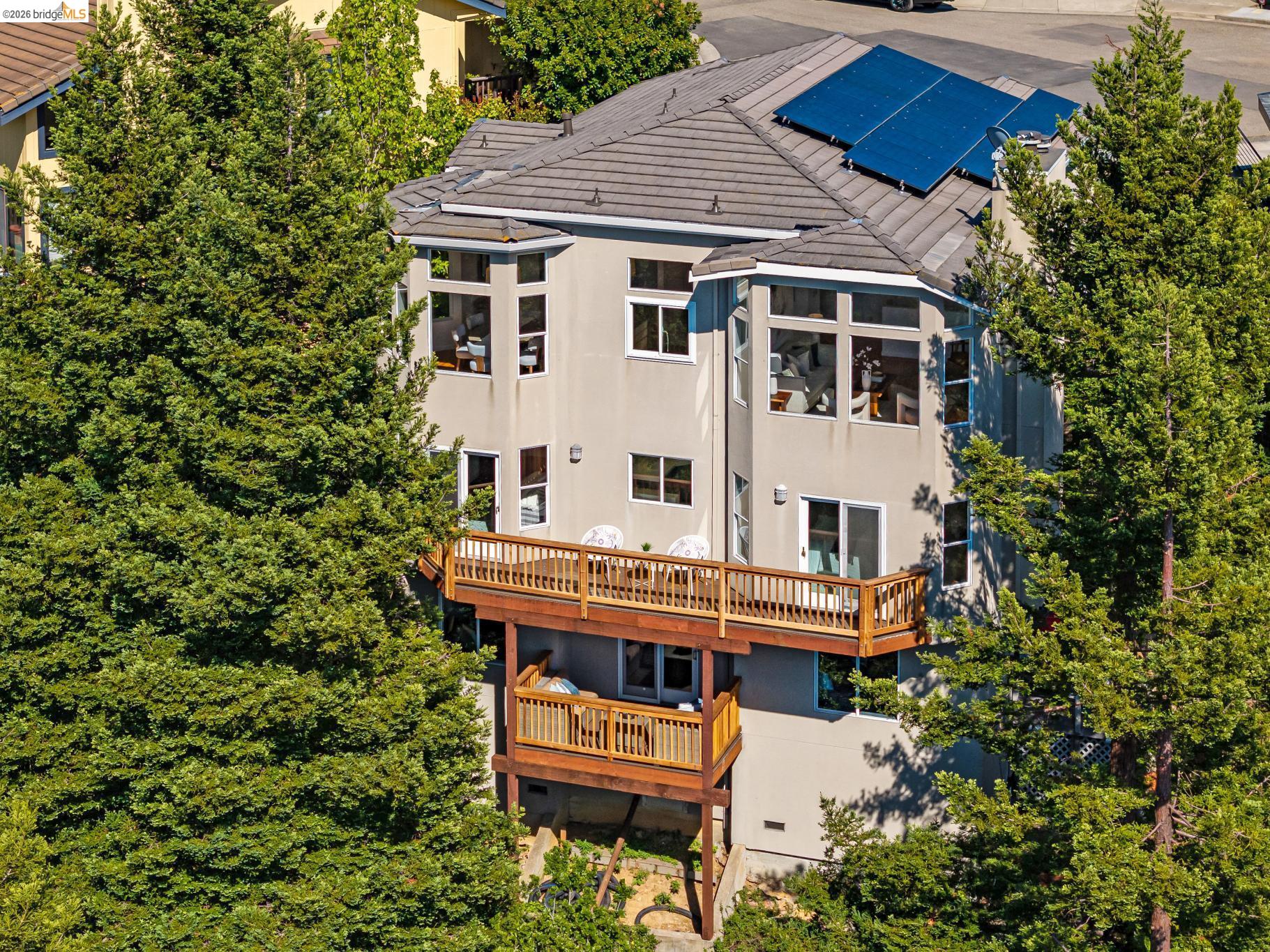 35 Bay Forest Ct