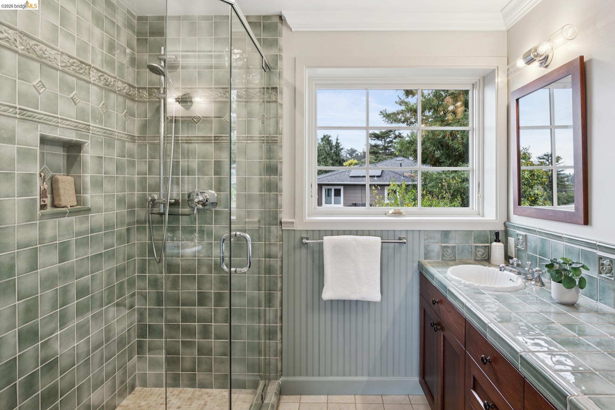 18 Arlington Ct