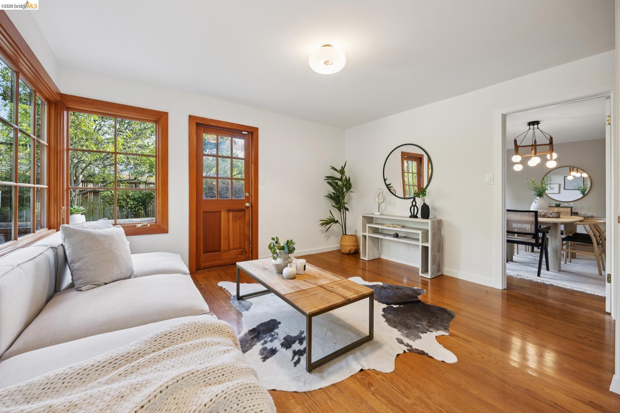 18 Arlington Ct