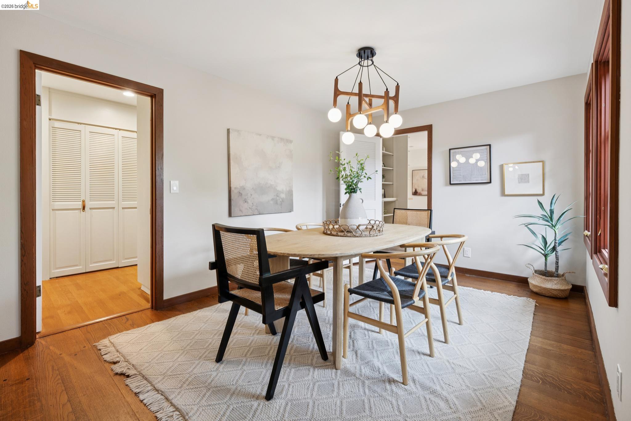 18 Arlington Ct