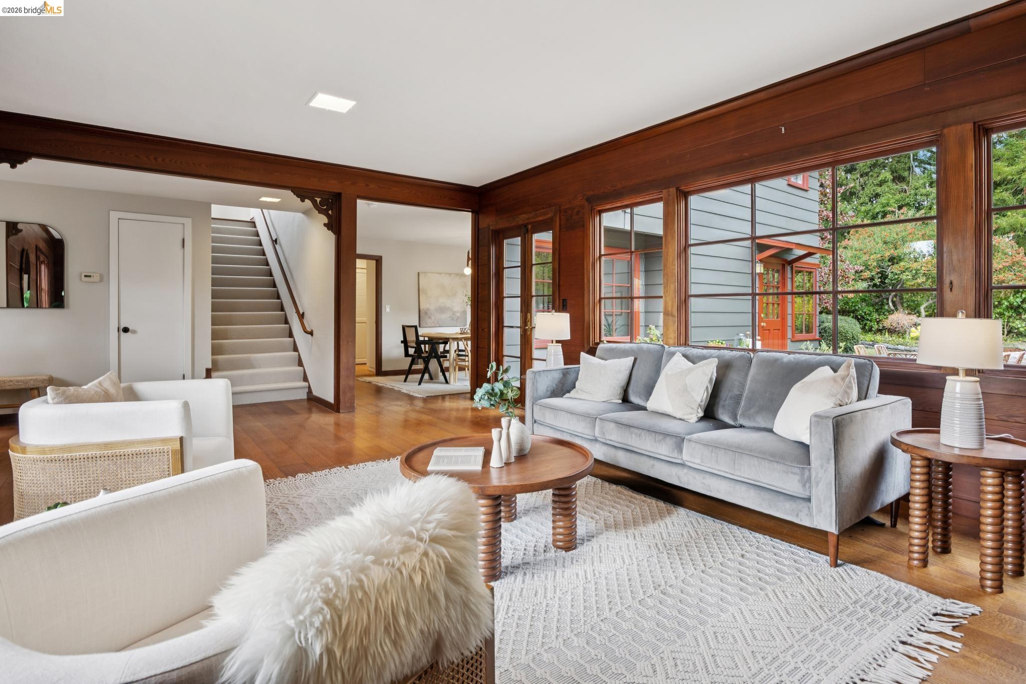 18 Arlington Ct