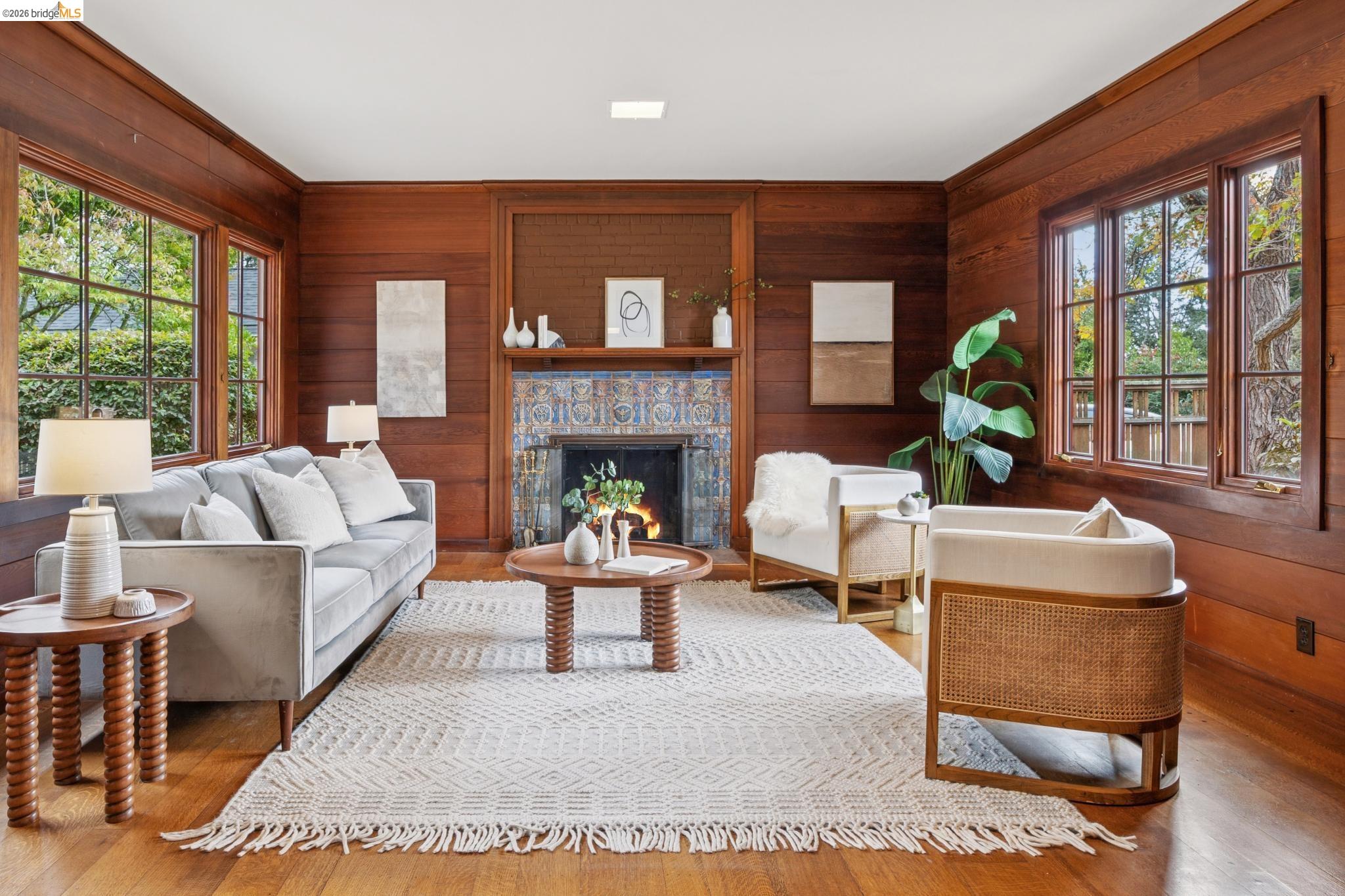 18 Arlington Ct