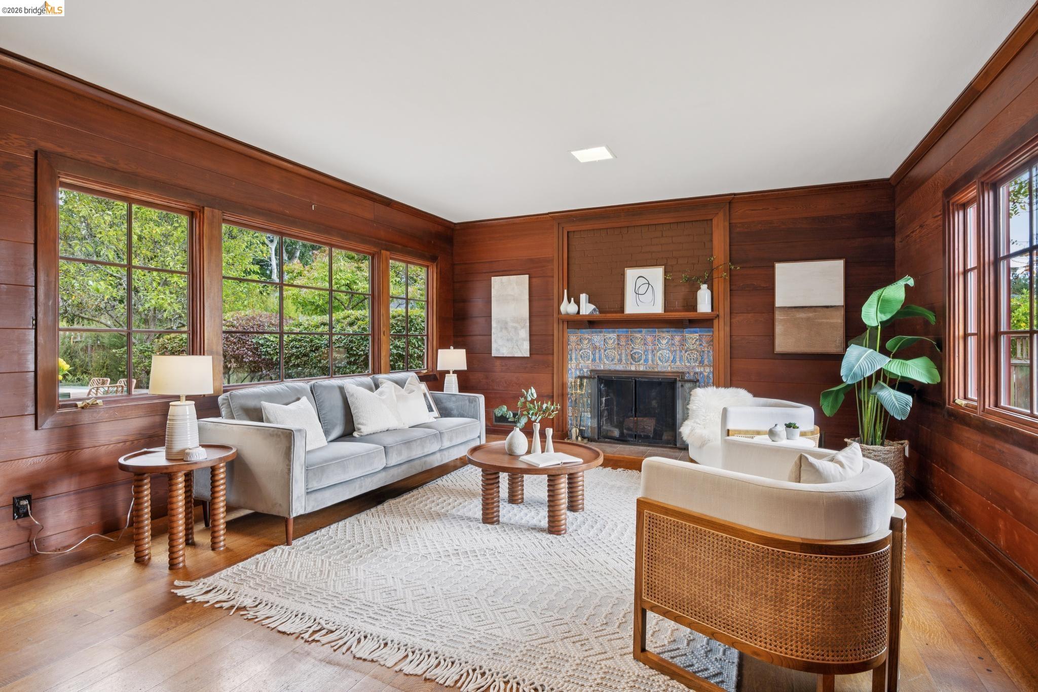 18 Arlington Ct
