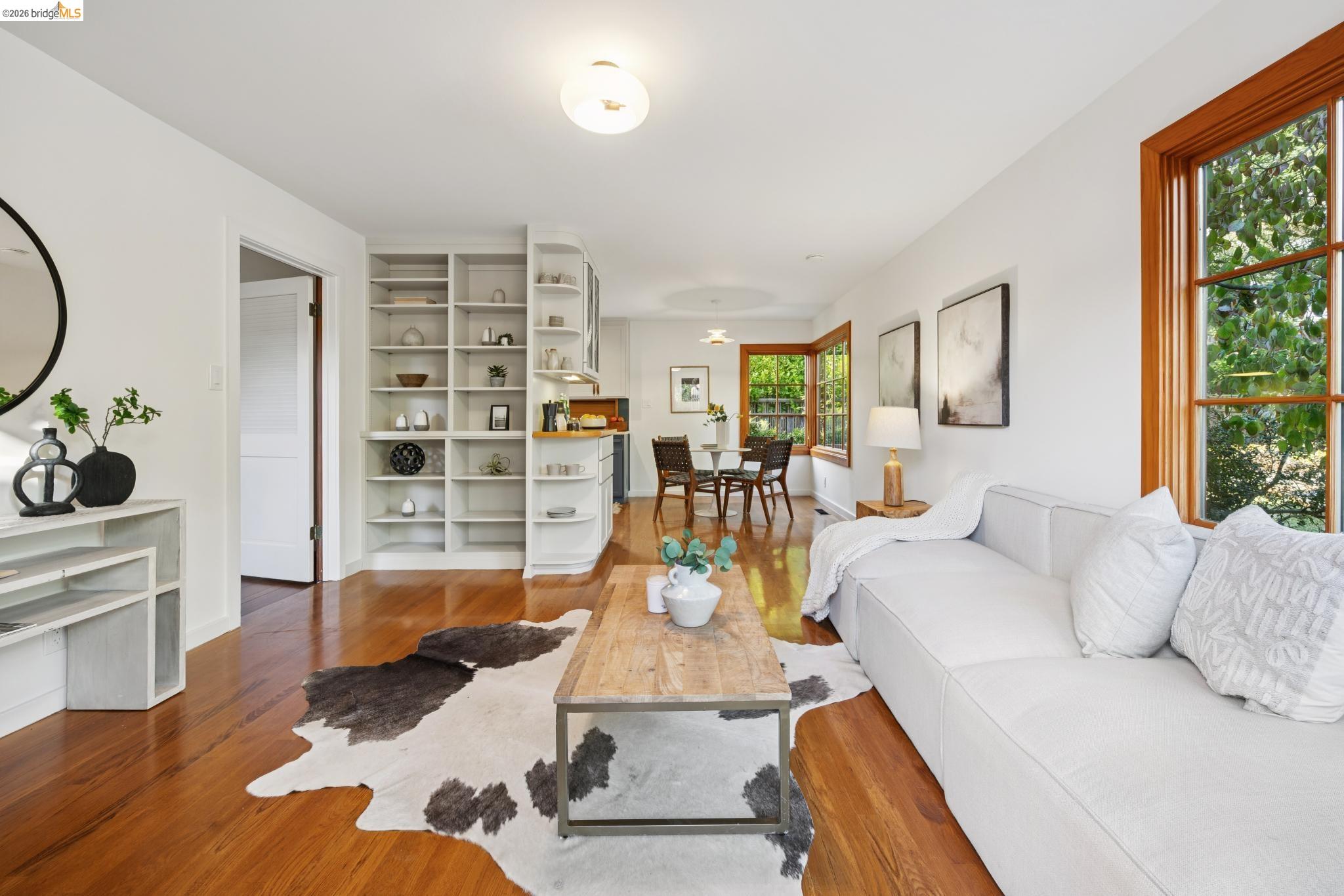18 Arlington Ct