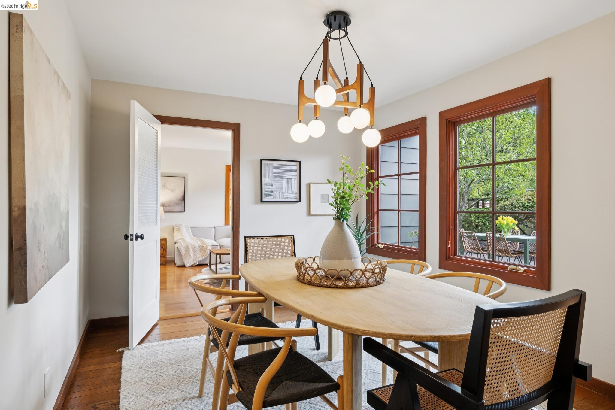 18 Arlington Ct