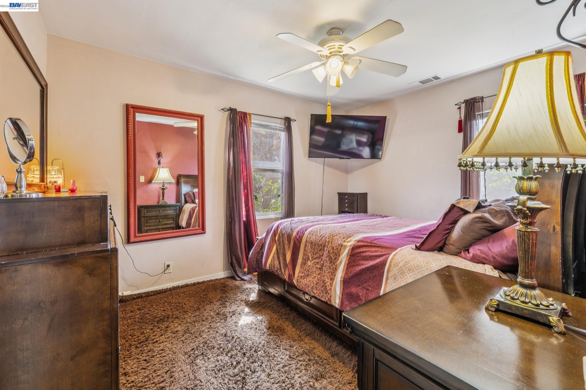 15742 Paseo Largavista