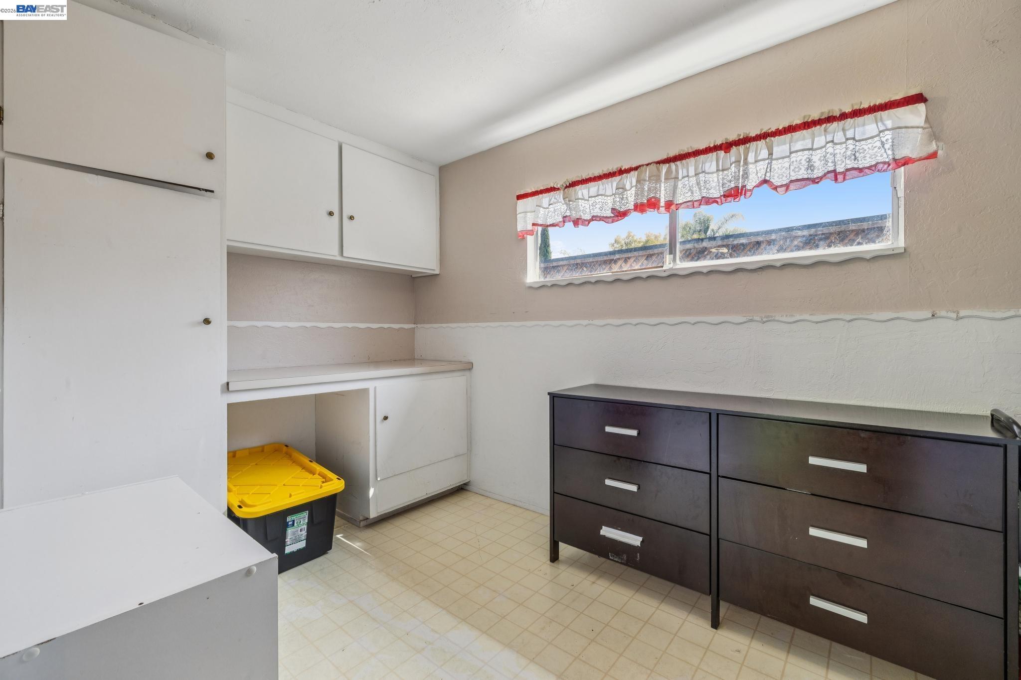 15742 Paseo Largavista