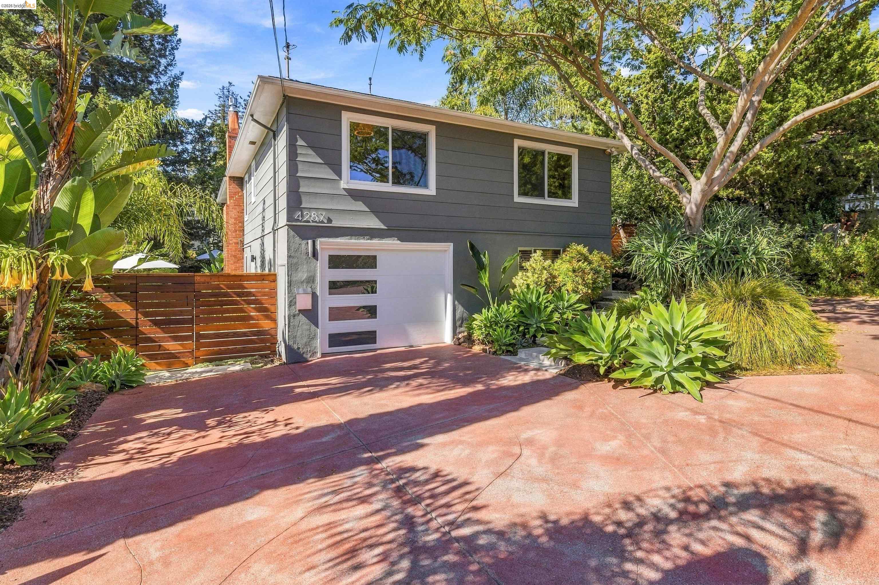 4287 Fair Ave