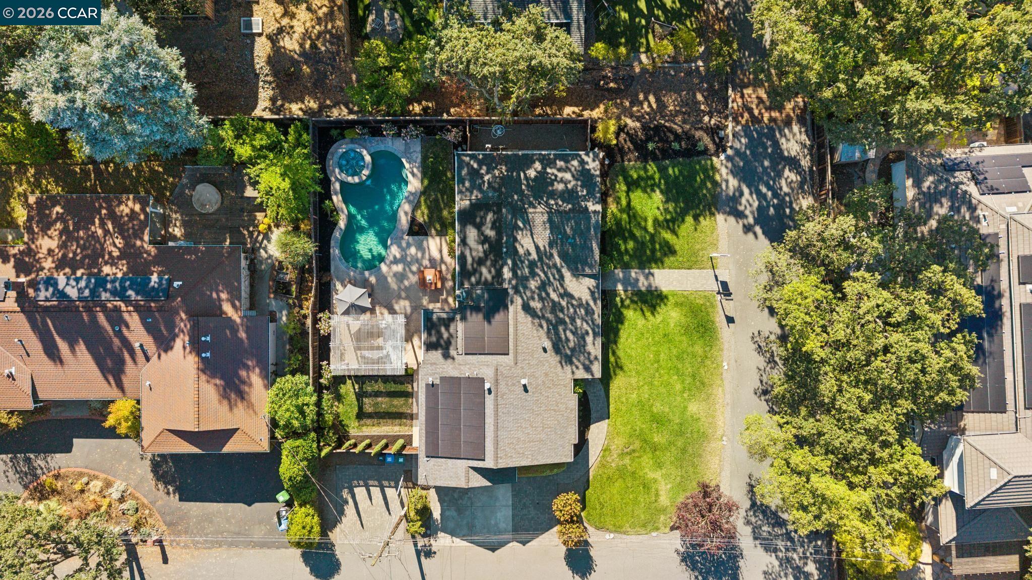 77 Jerome Ct