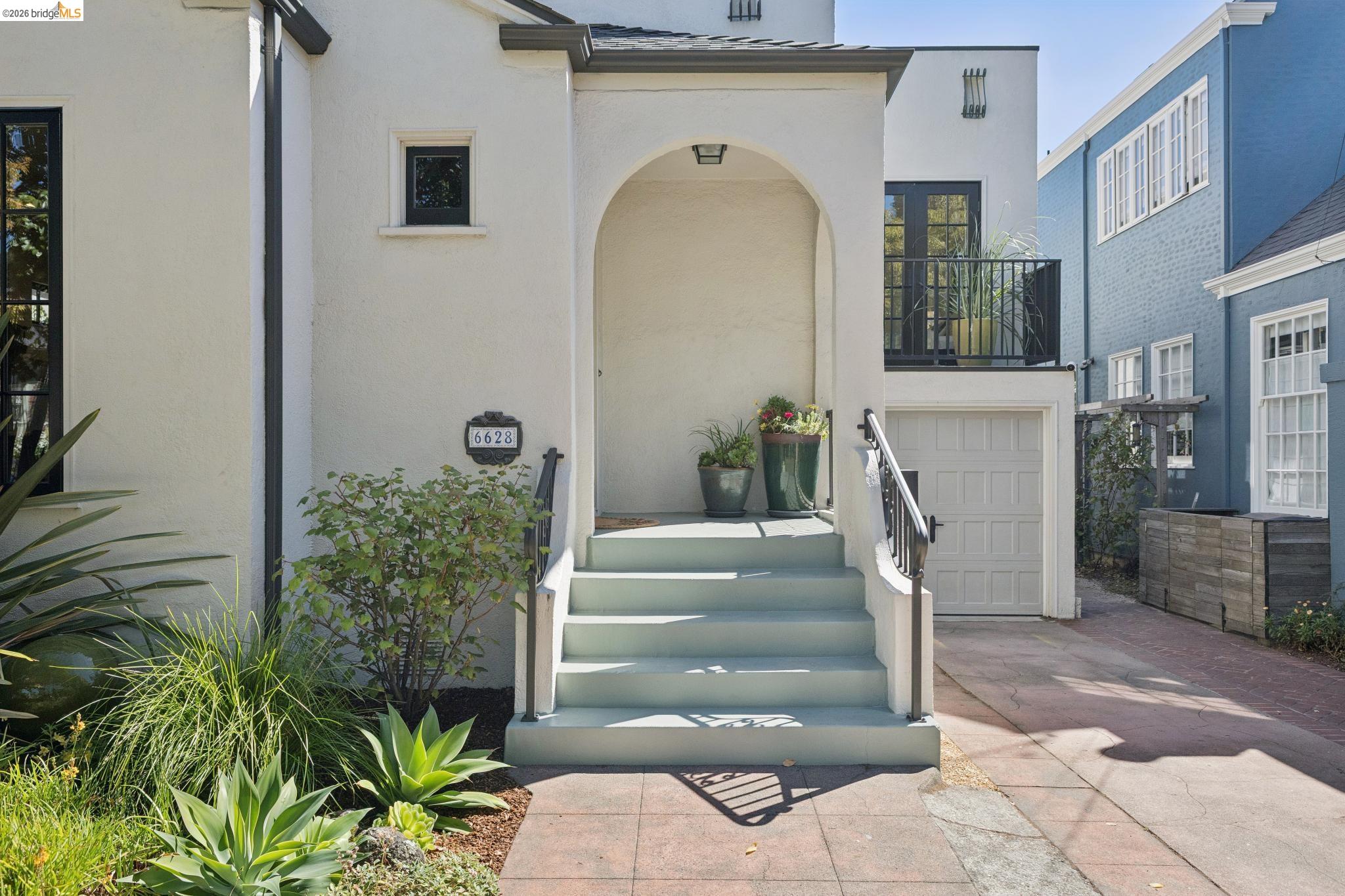 6628 Chabot Rd