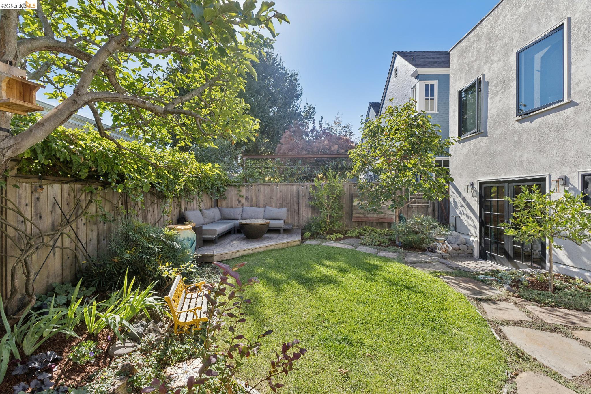 6628 Chabot Rd