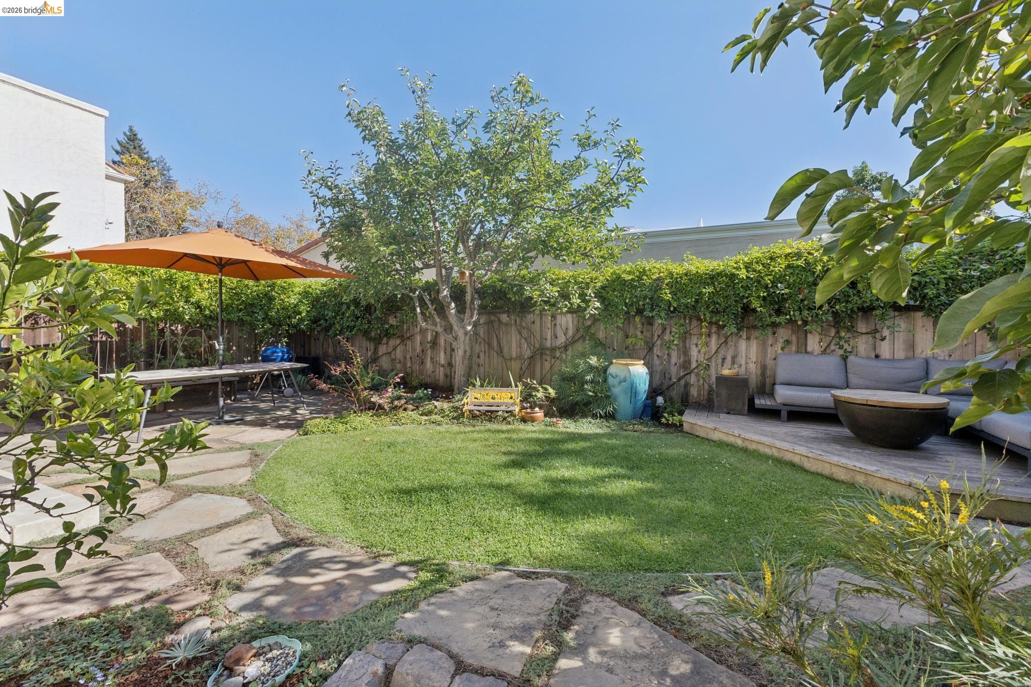 6628 Chabot Rd