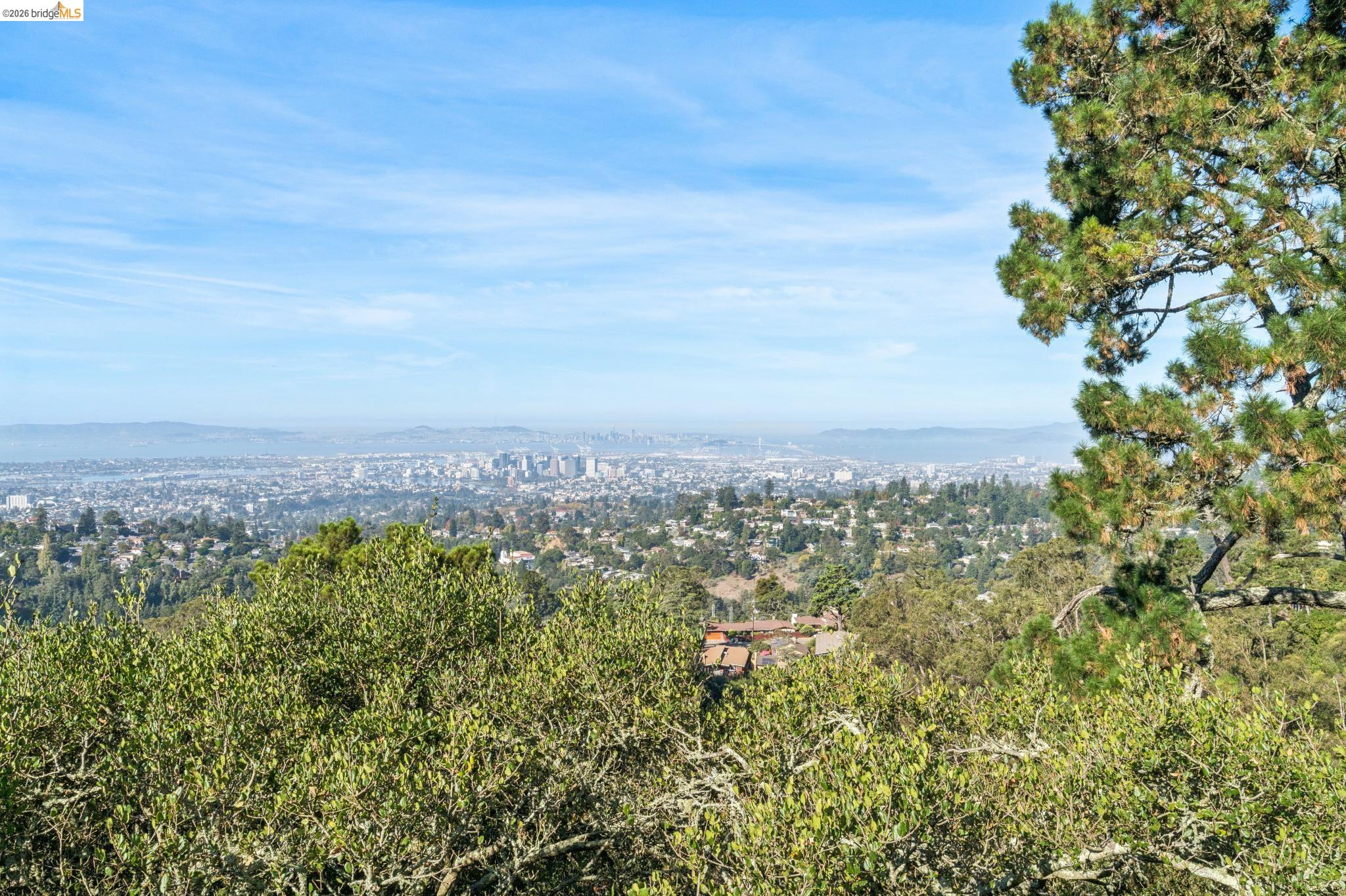 25 Ascot Court