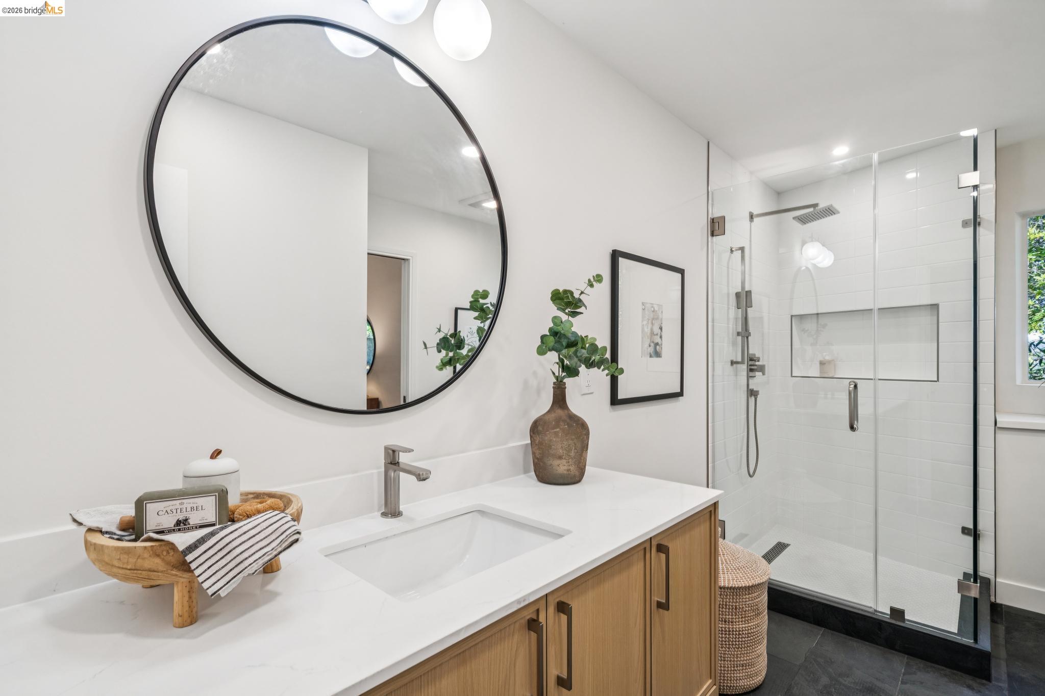 25 Ascot Court