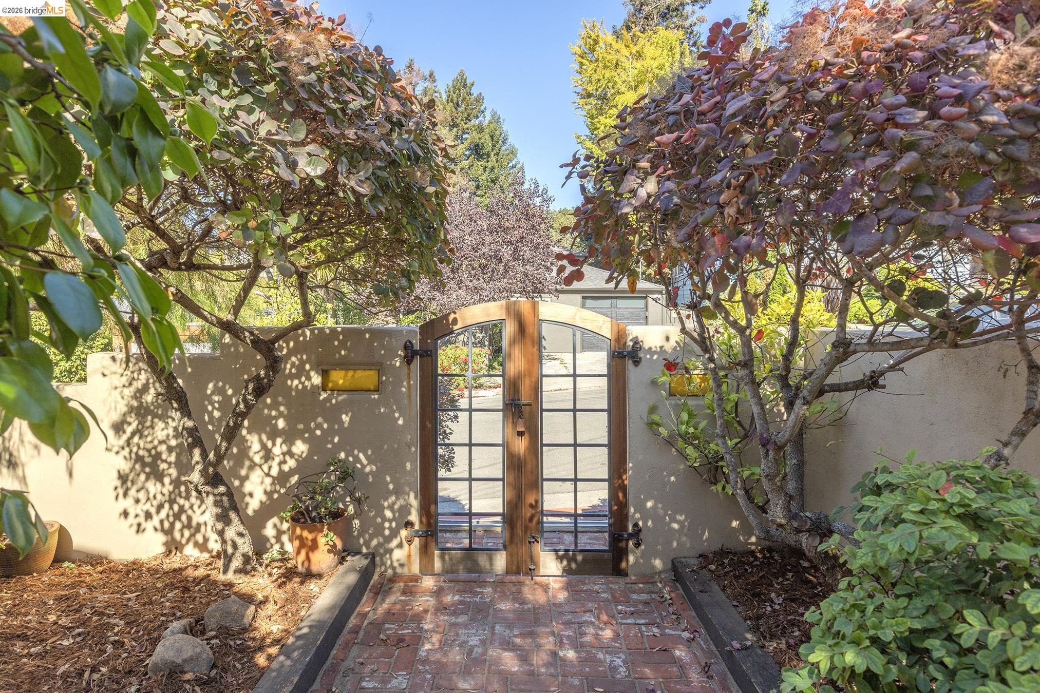 80 Hazel Rd.