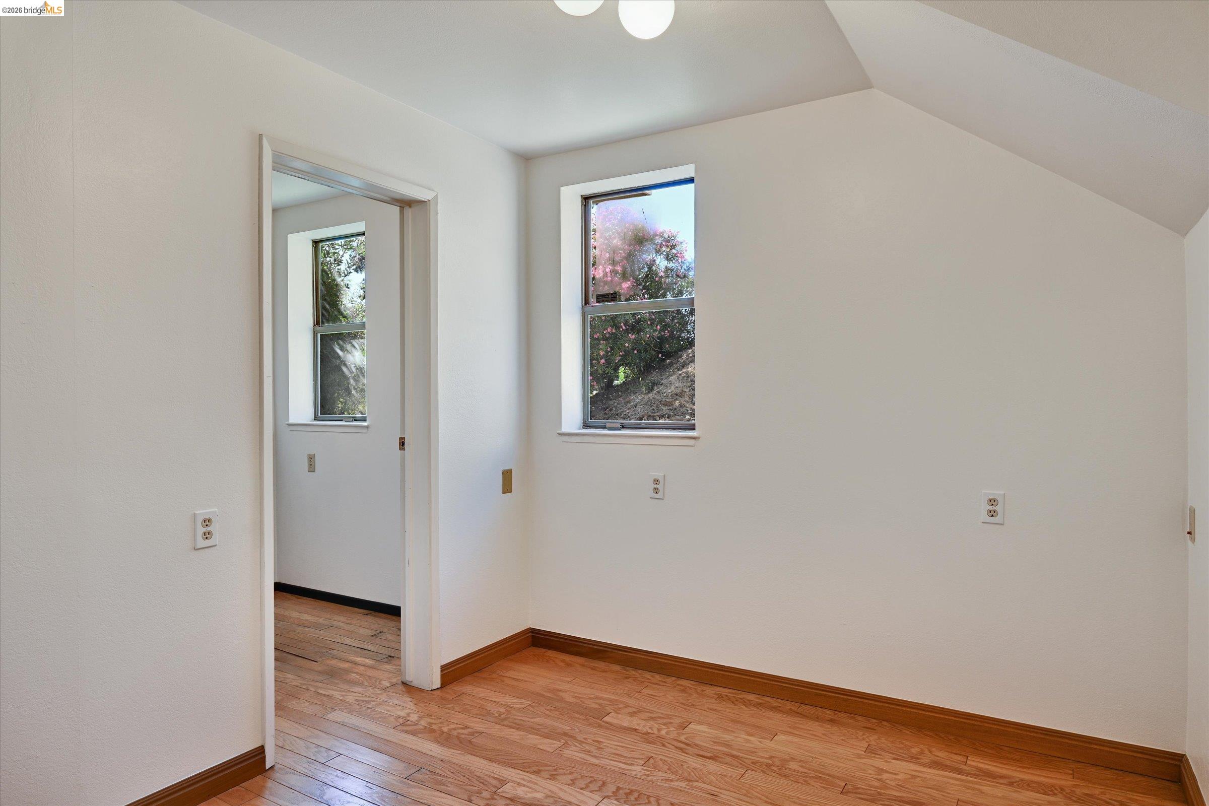 130 Samaria Ln