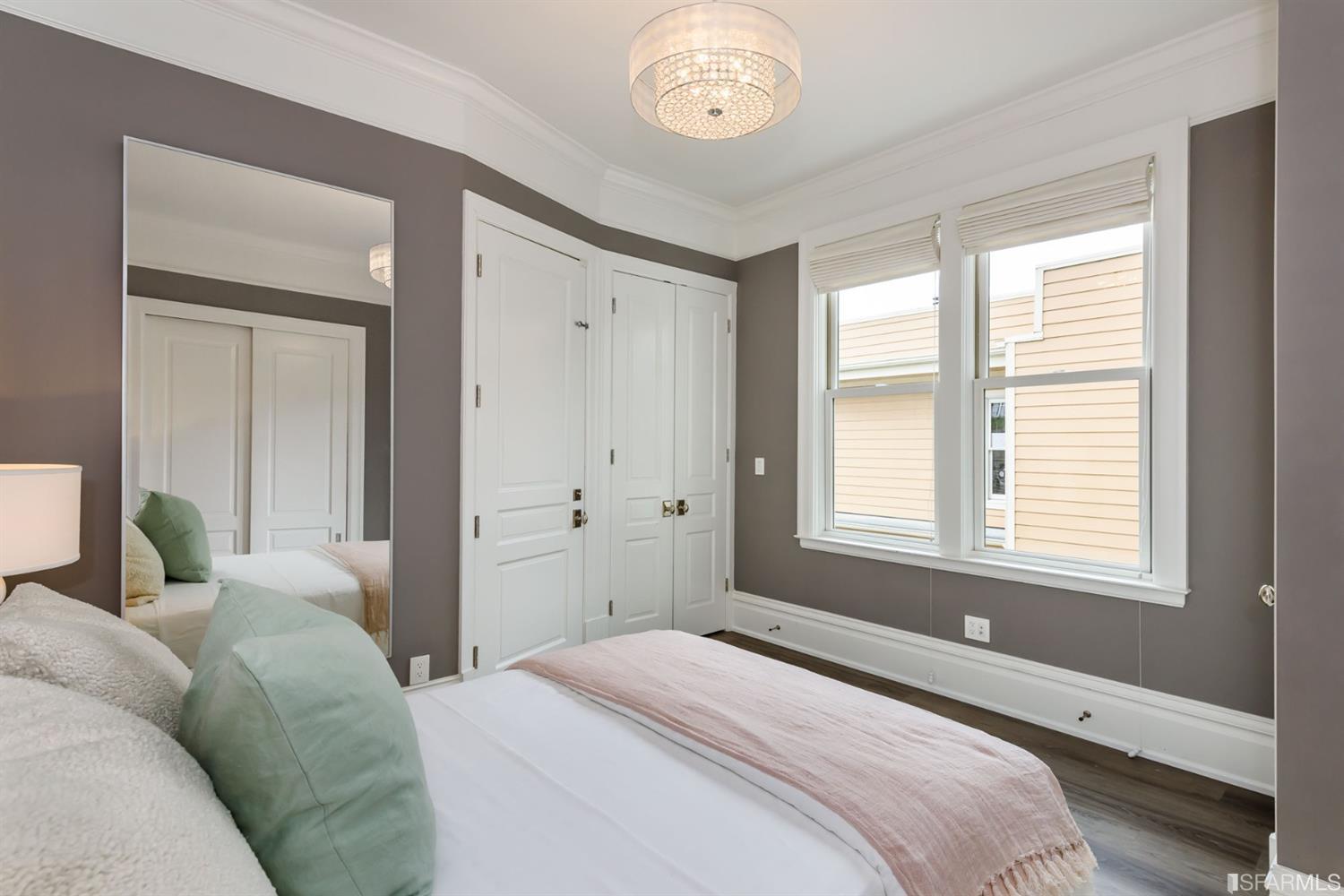 3044 California Street