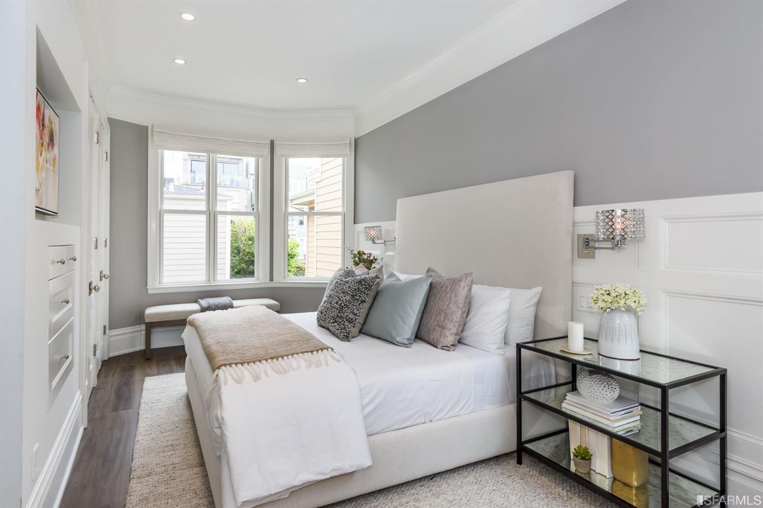 3044 California Street