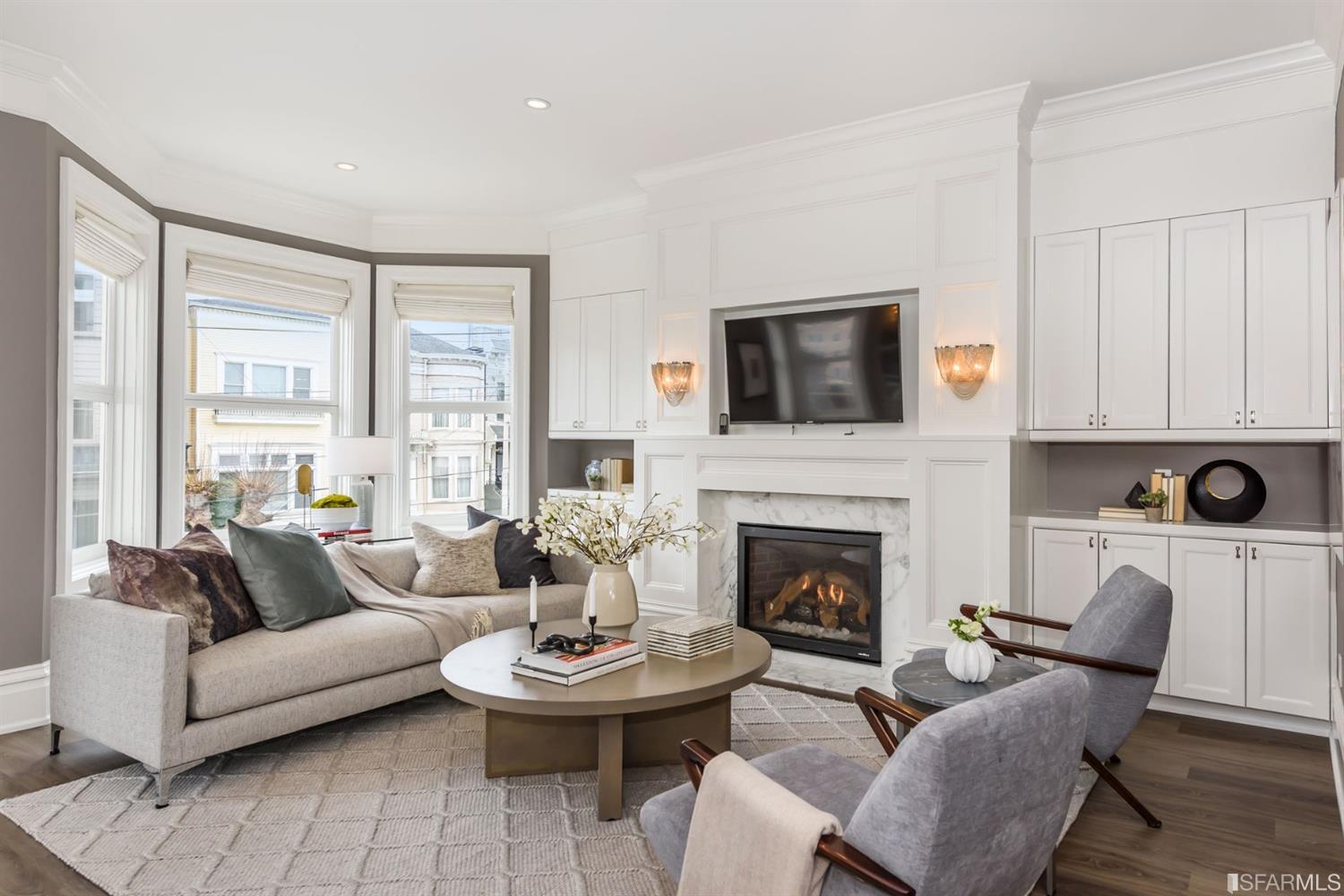 3044 California Street