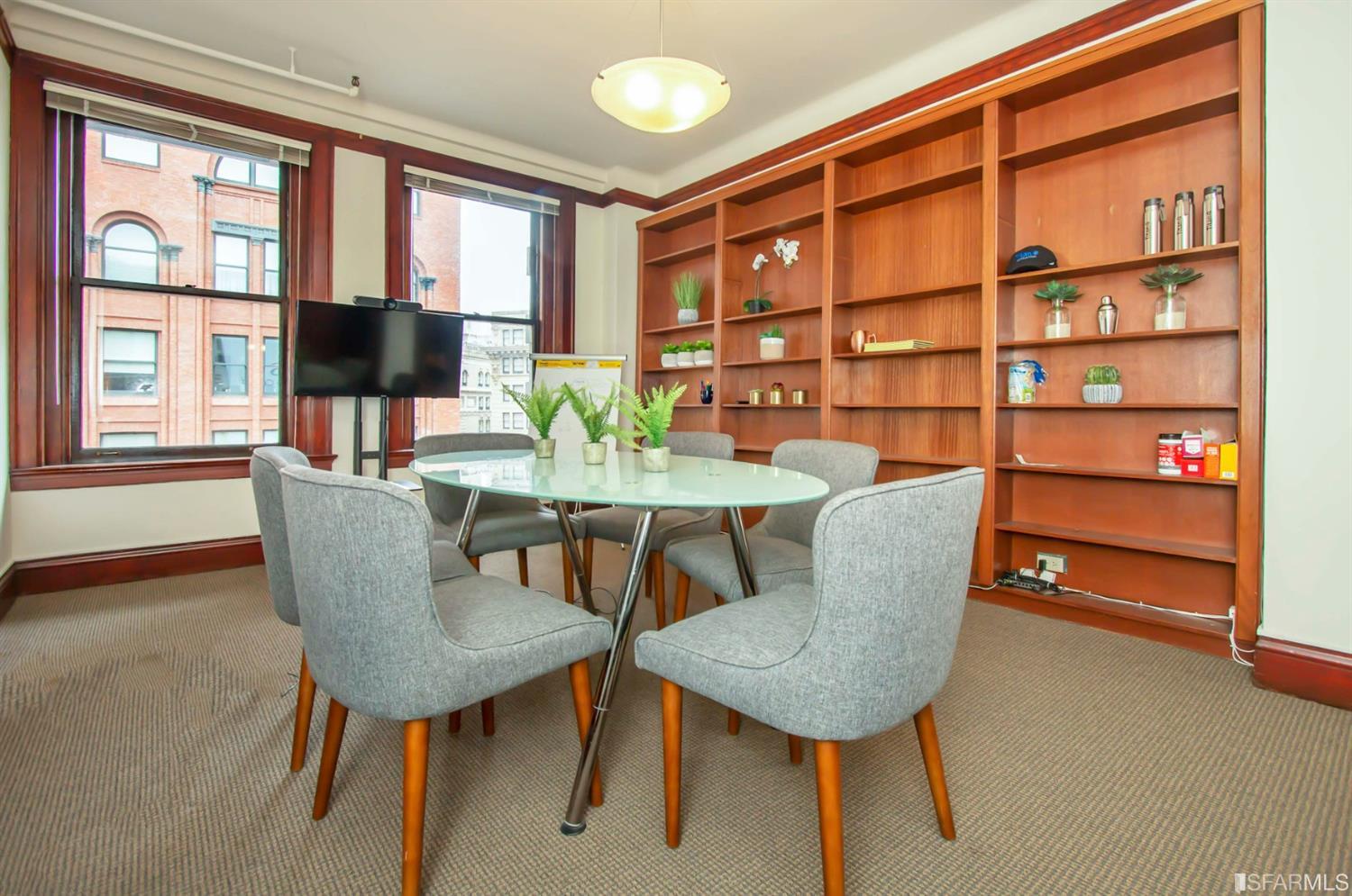 10 Geary Street
