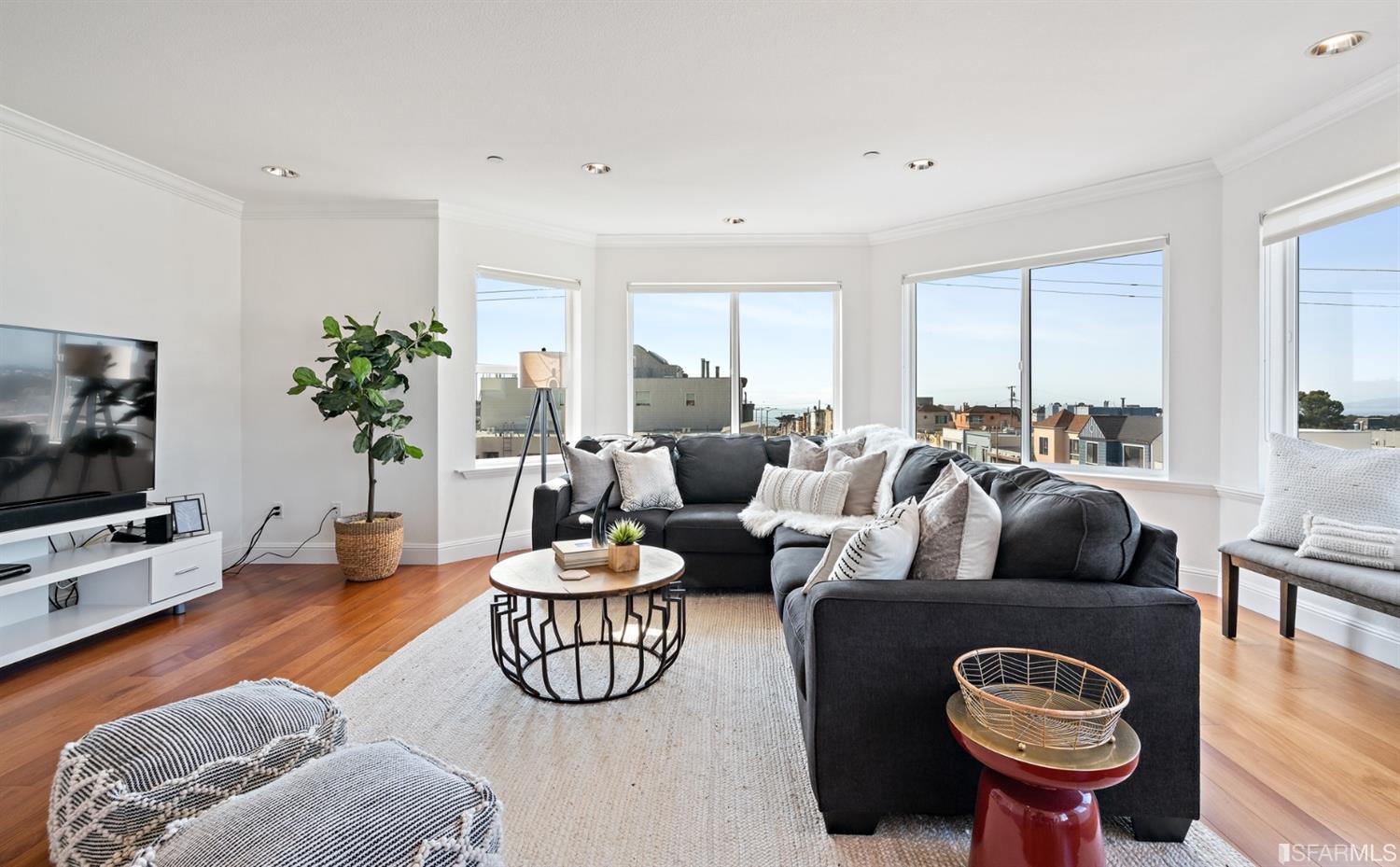 1408 31st Avenue Unit: 403