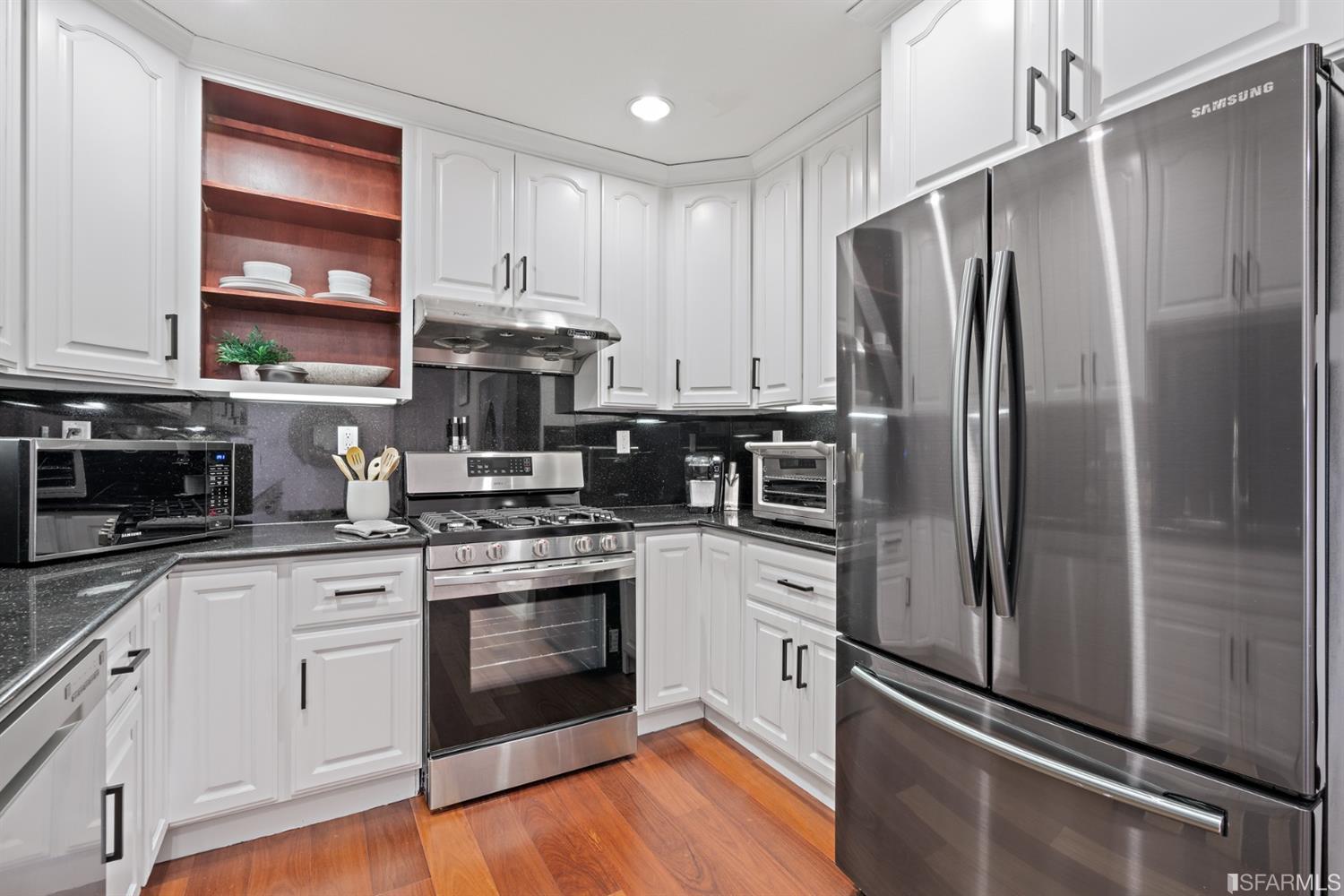 1408 31st Avenue Unit: 403