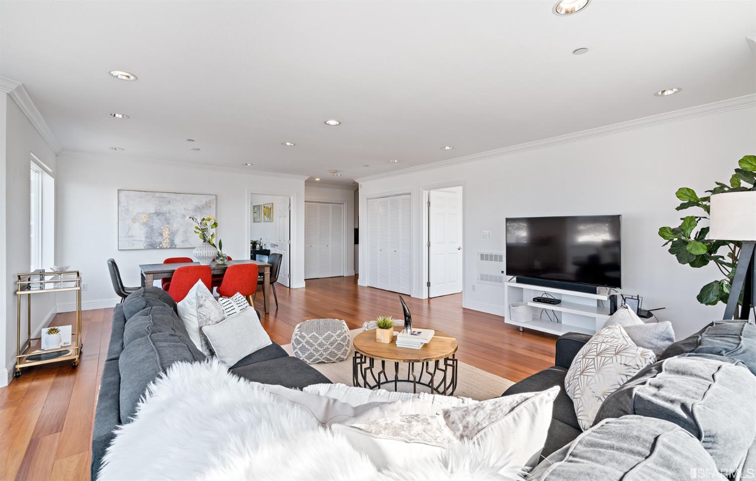 1408 31st Avenue Unit: 403