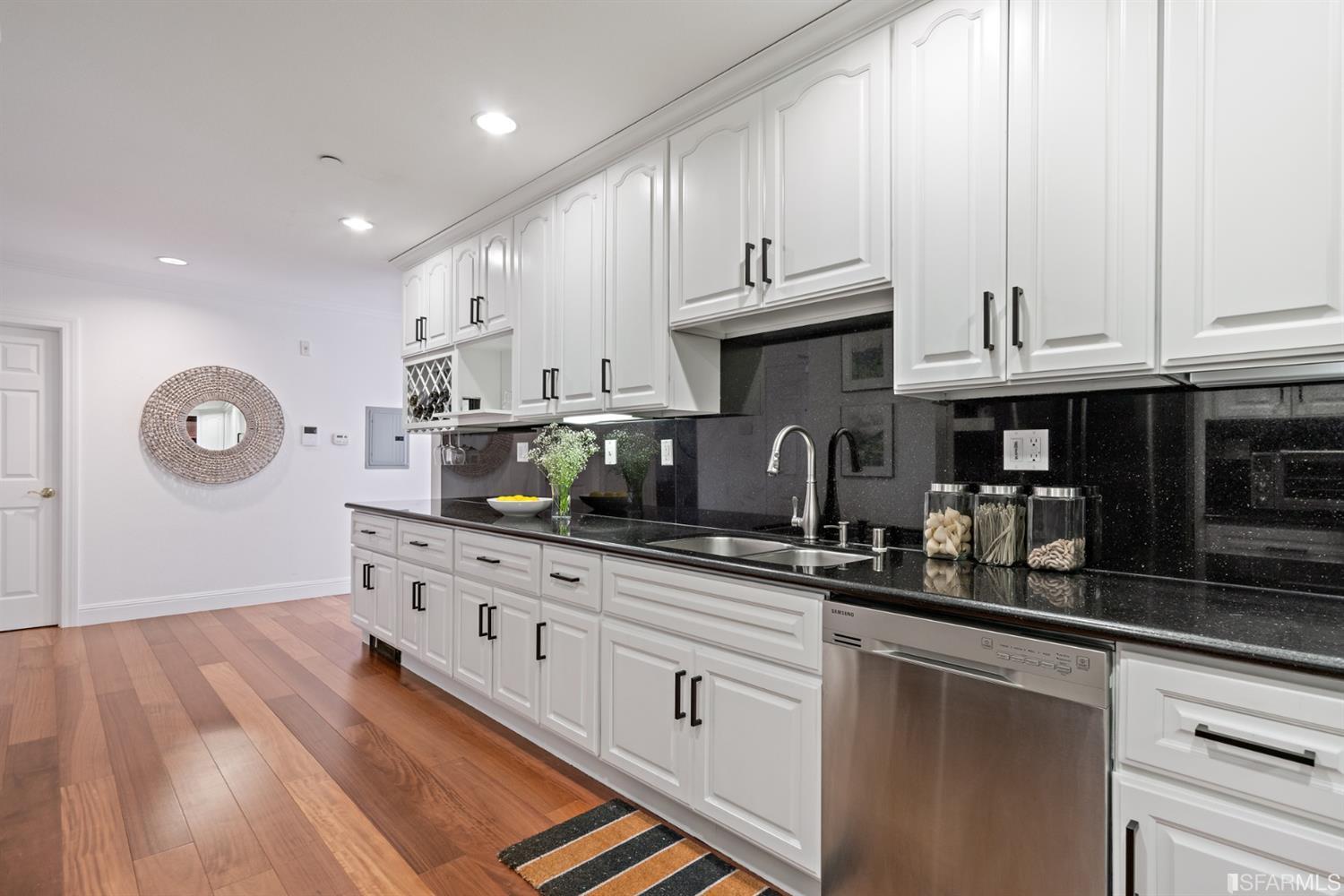 1408 31st Avenue Unit: 403